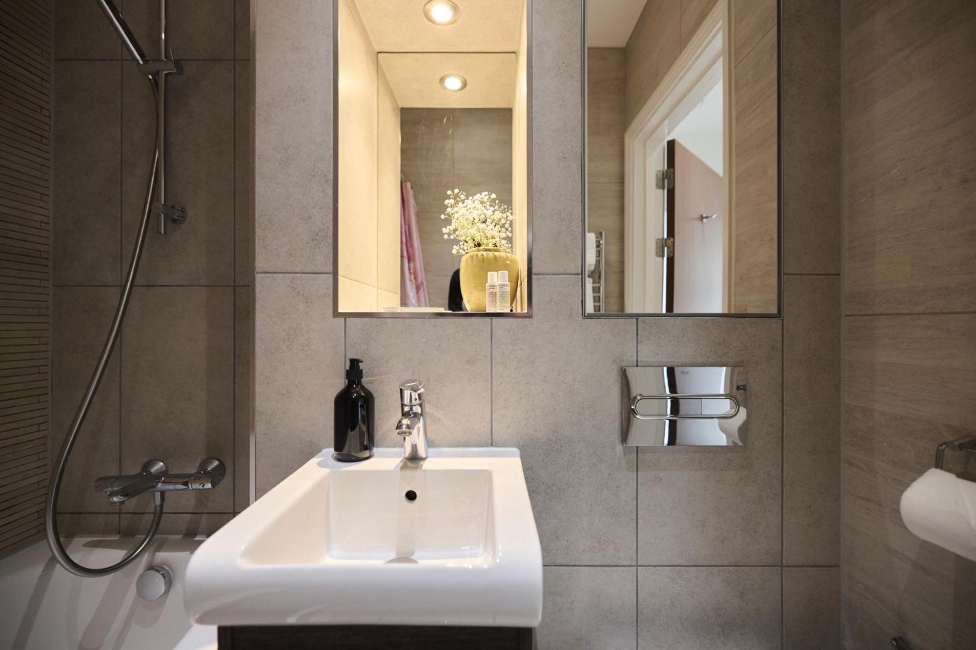 Appartement The Harlesden Place - Modern 3bdr Flat With Balcony *