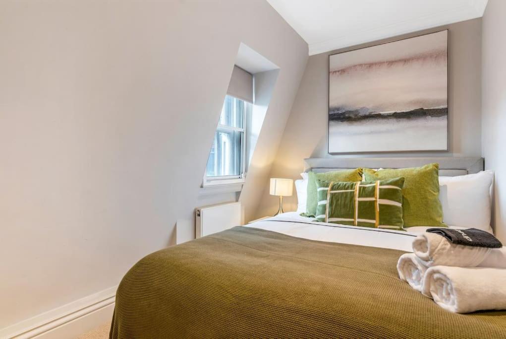 3bdbond Strmayfair - Sleeps 7 Lejlighed London