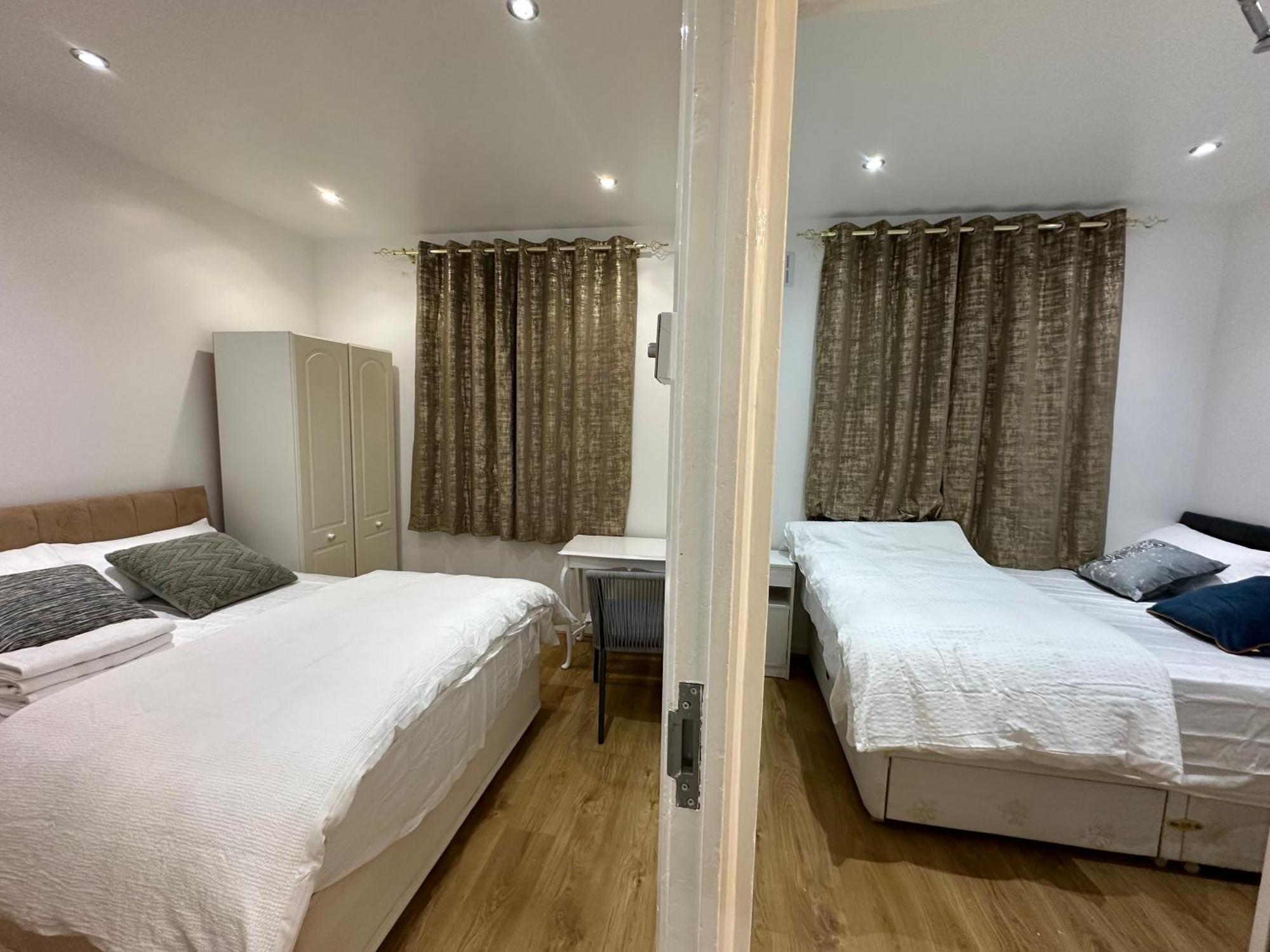 Beautiful Double With Free Wi-fi And Free Parking London