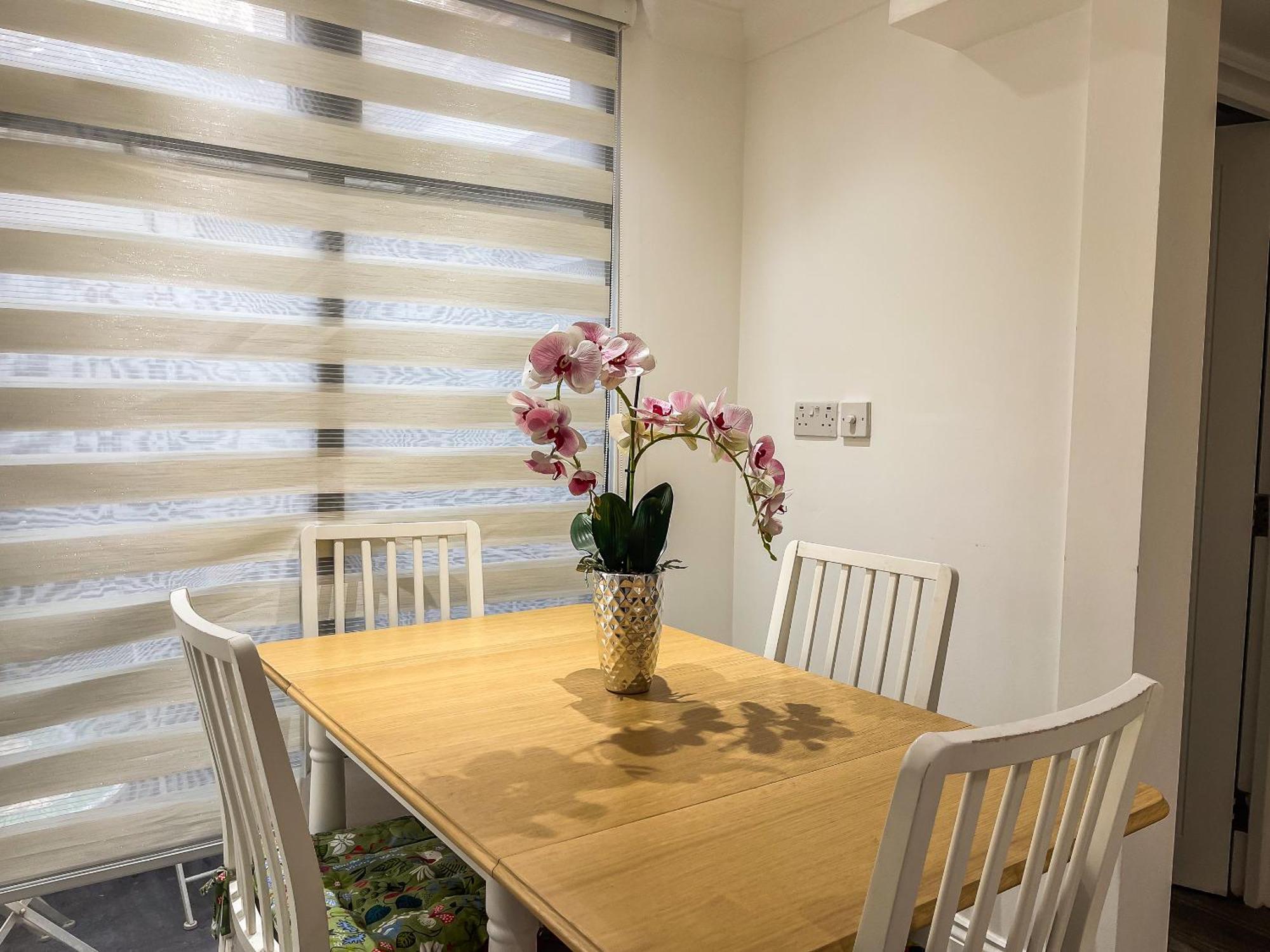 1 Bedroom Flat With Whirlpool Bath * Londra