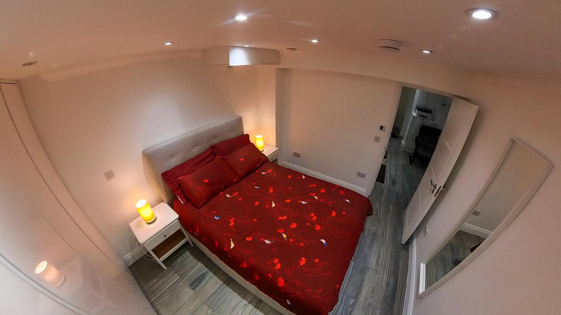 1 Bedroom Flat With Whirlpool Bath Appartamento