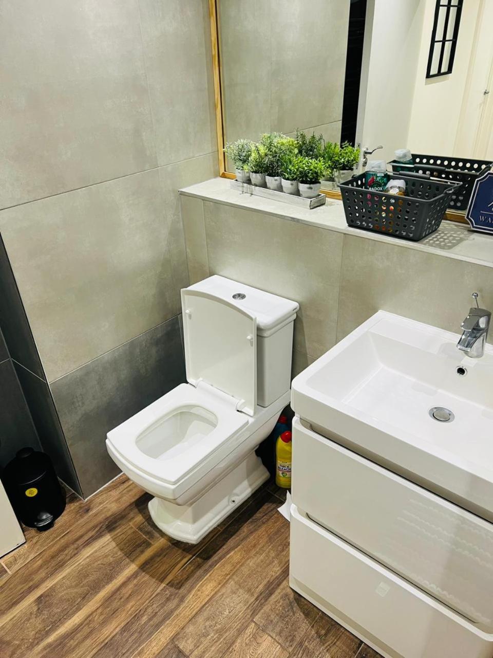 Luxury Near Centre, Near Train Station, E1 Lejlighed *