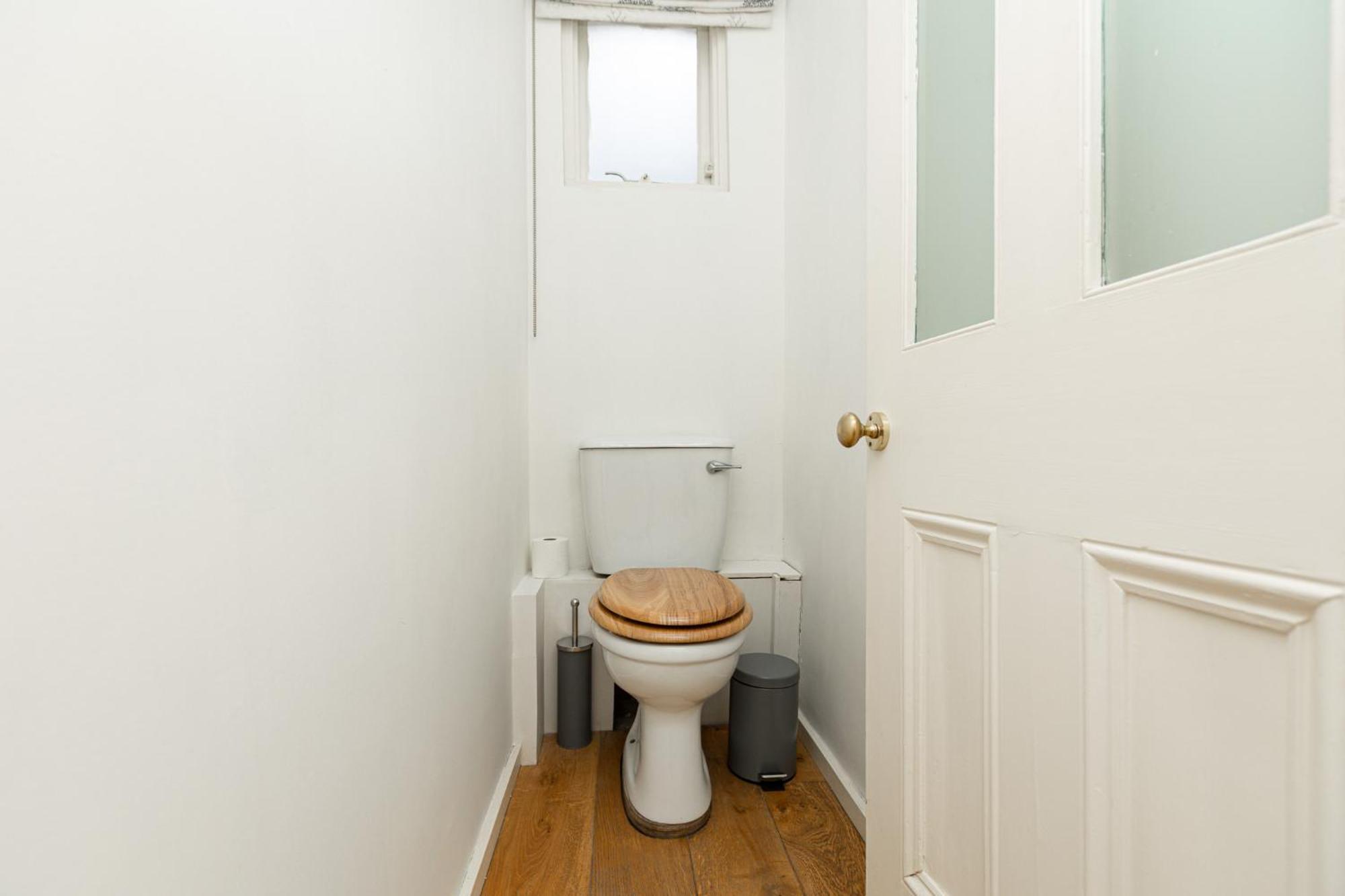 Charming 4 Bed Victorian House In Clapham Old Town * Londres