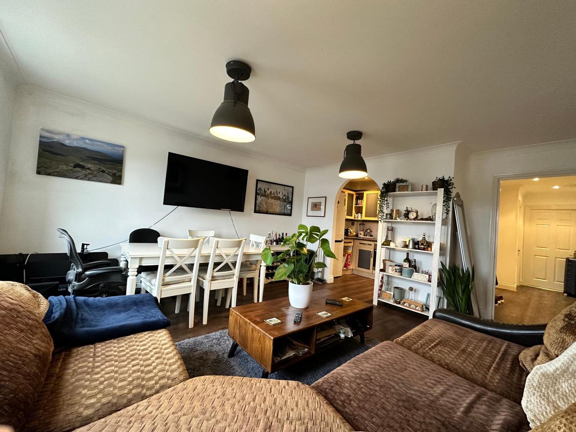Homestay The White House London