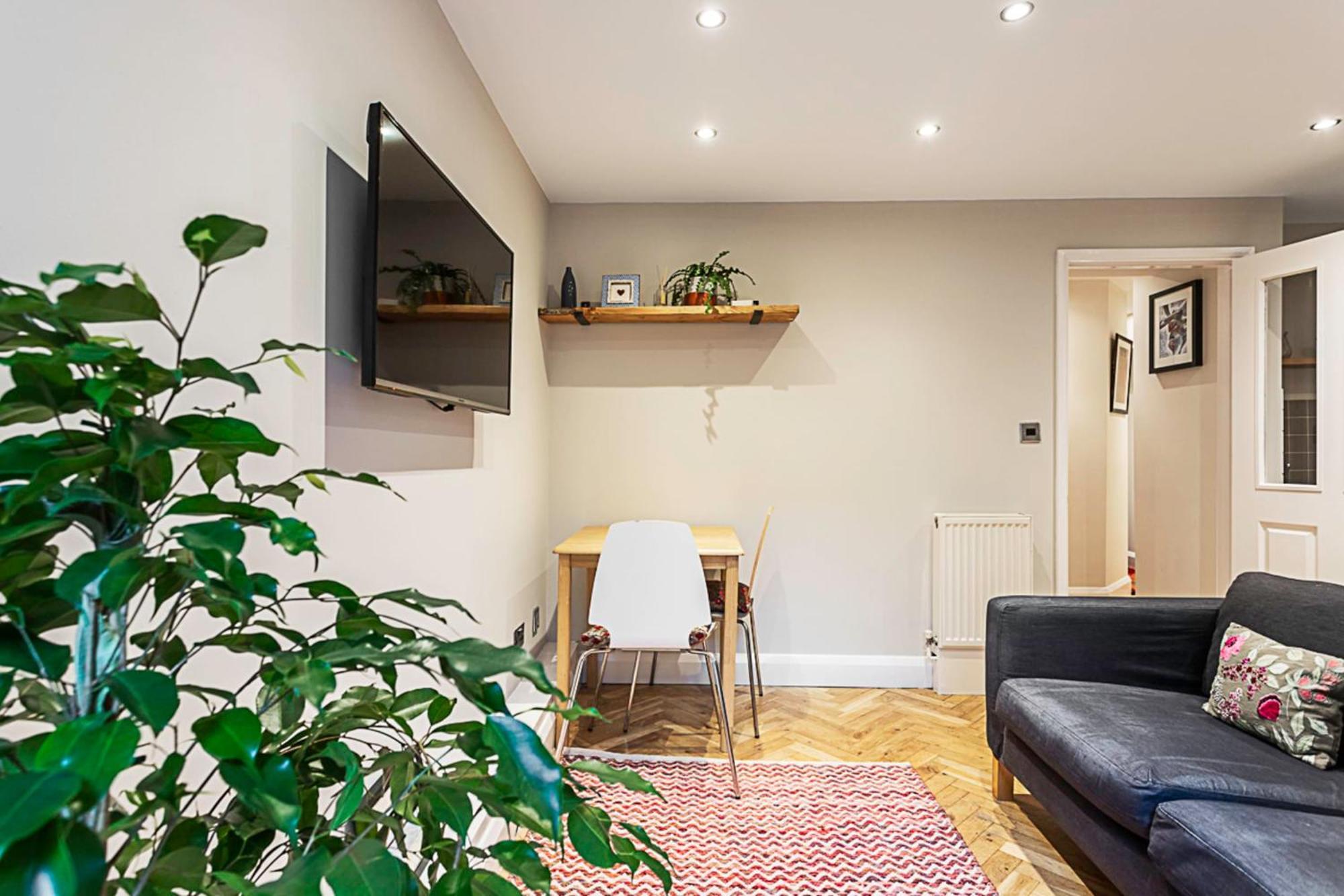 Cosy Garden Flat In Prestigious Residential Area * Londra