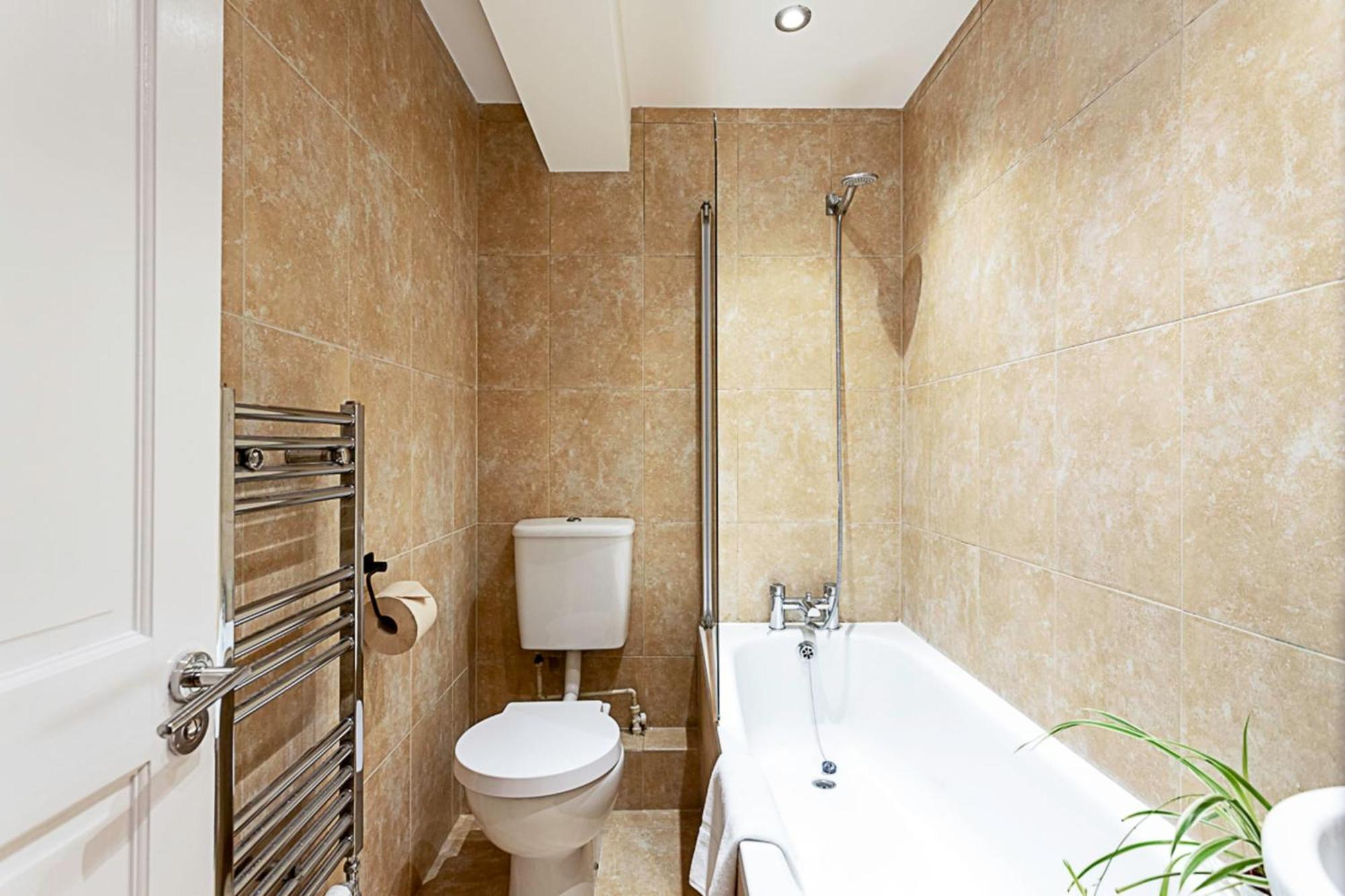 Appartamento Cosy Garden Flat In Prestigious Residential Area