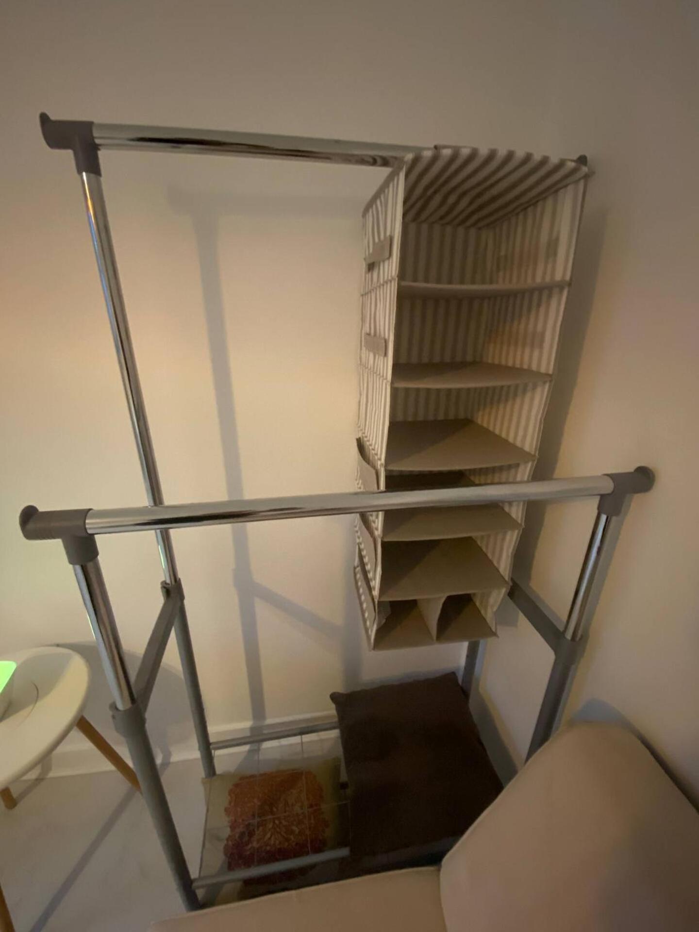Privatunterkunft Xl Bright Room+parking+fridge+micro - 20min Bridge - 3 Min Walk To Train/bus Station London