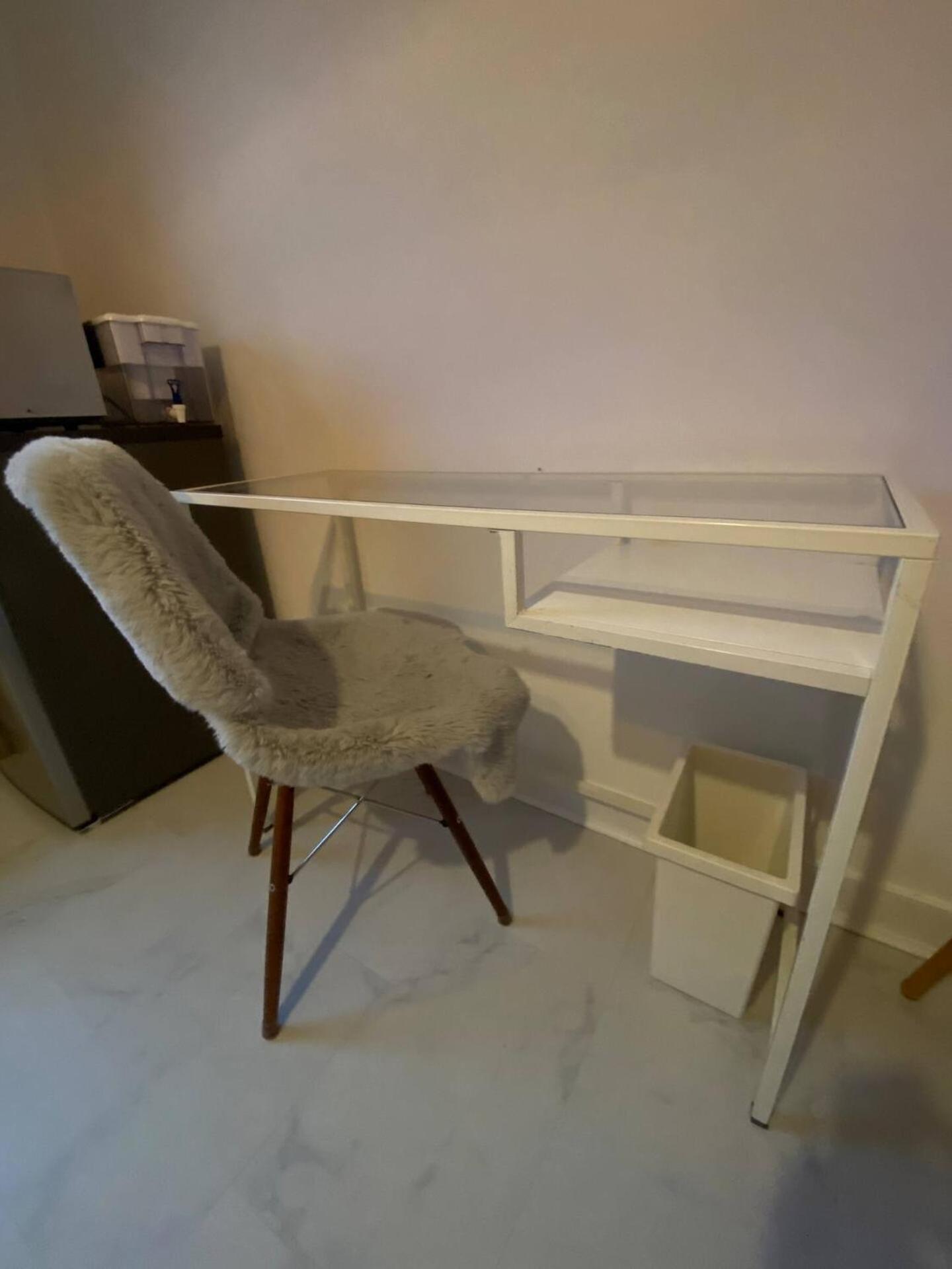Xl Bright Room+parking+fridge+micro - 20min Bridge - 3 Min Walk To Train/bus Station Privatunterkunft London