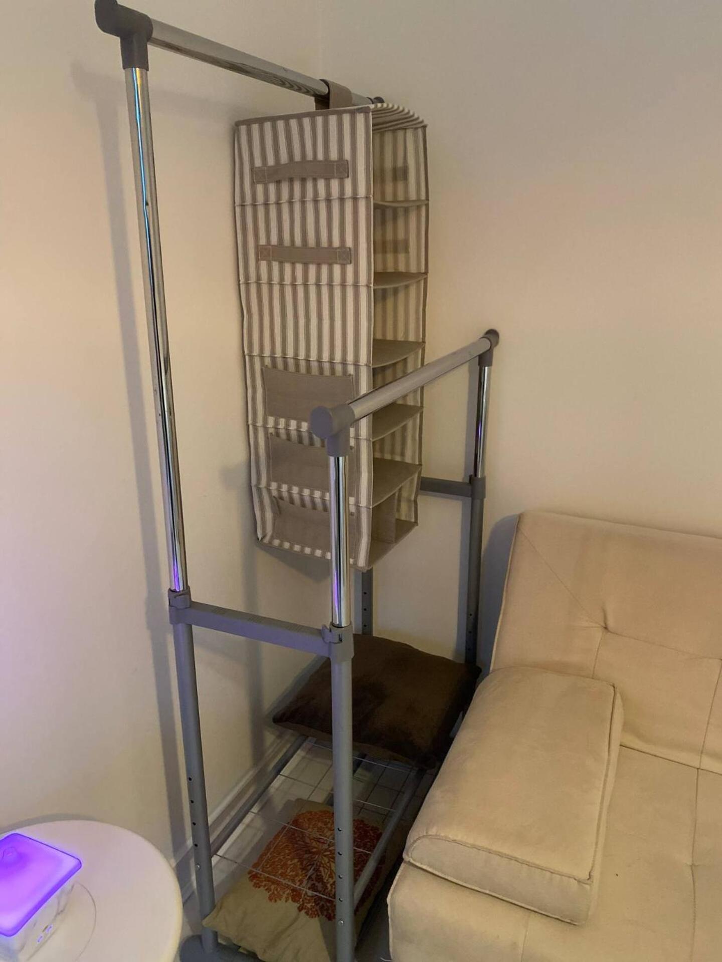 Privatunterkunft Xl Bright Room+parking+fridge+micro - 20min Bridge - 3 Min Walk To Train/bus Station London