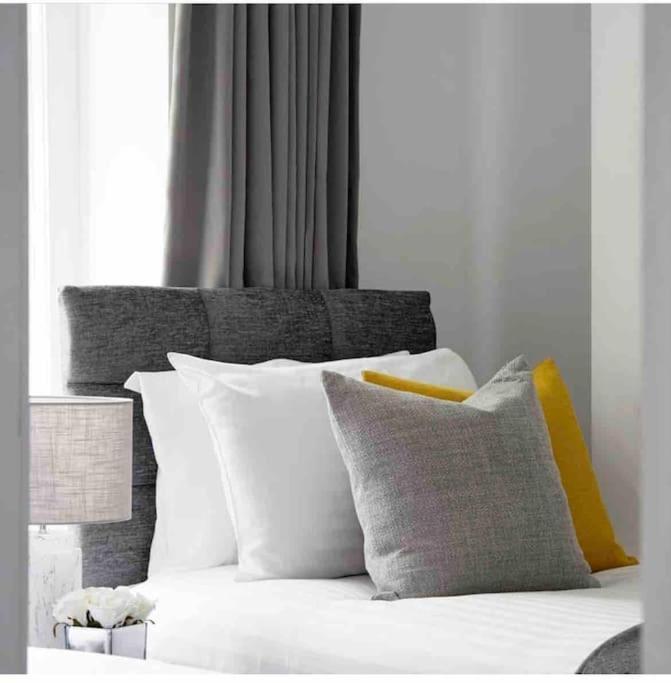 Luxury 3 Bedroom In City Leilighet