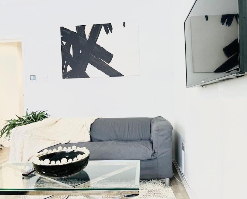 2 Bed Apartment- Finsbury Park Station C Appartamento Londra
