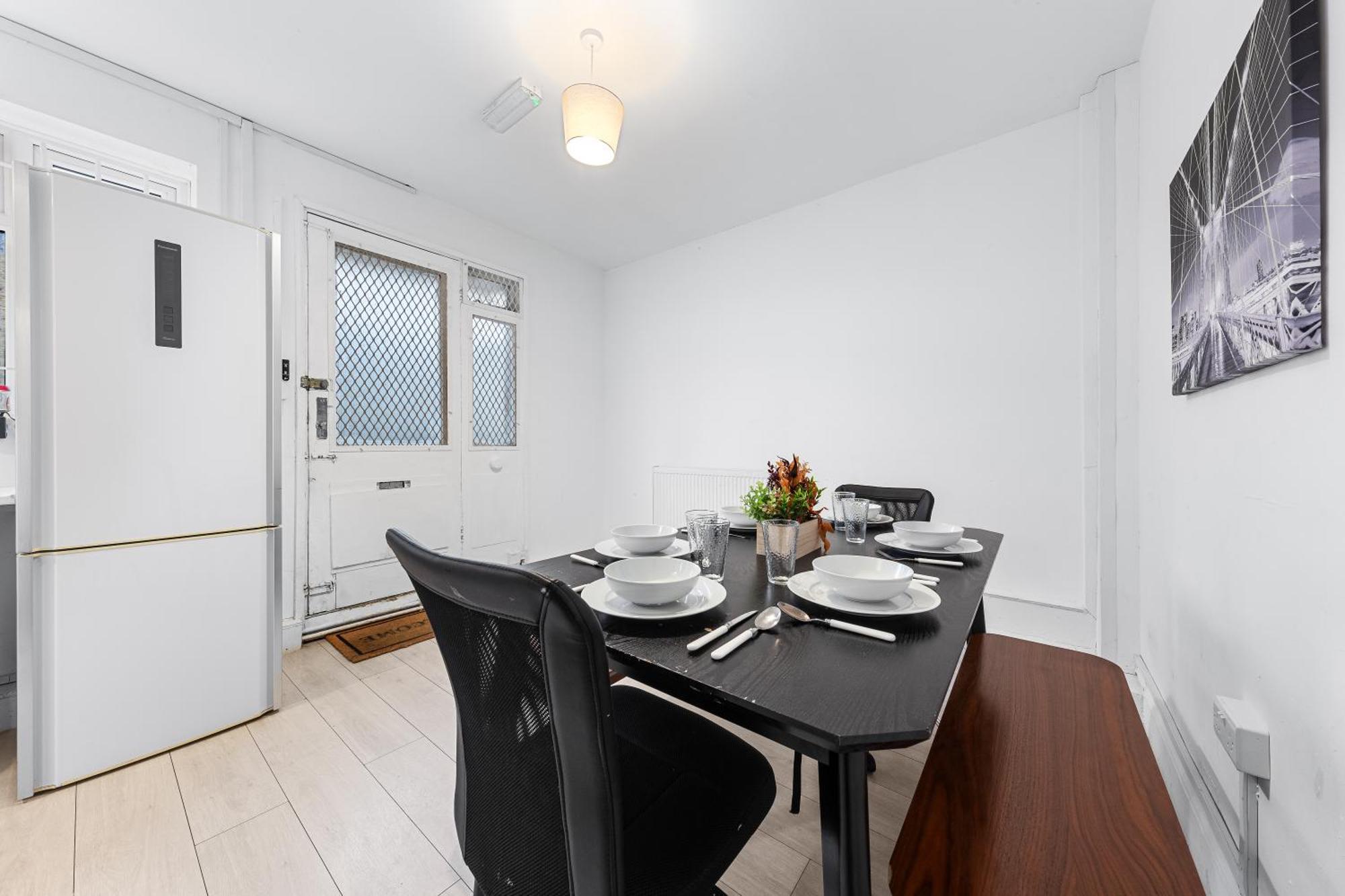 Holiday Near Kings Cross Sleep 12 Sp7 Londen