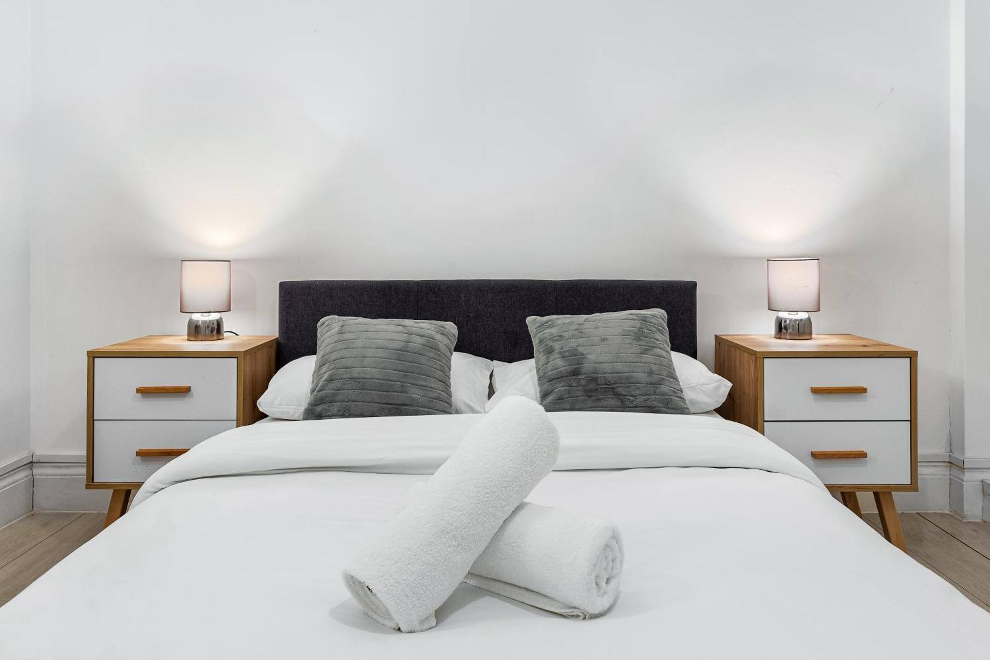 Holiday Near Kings Cross Sleep 12 Sp7 *