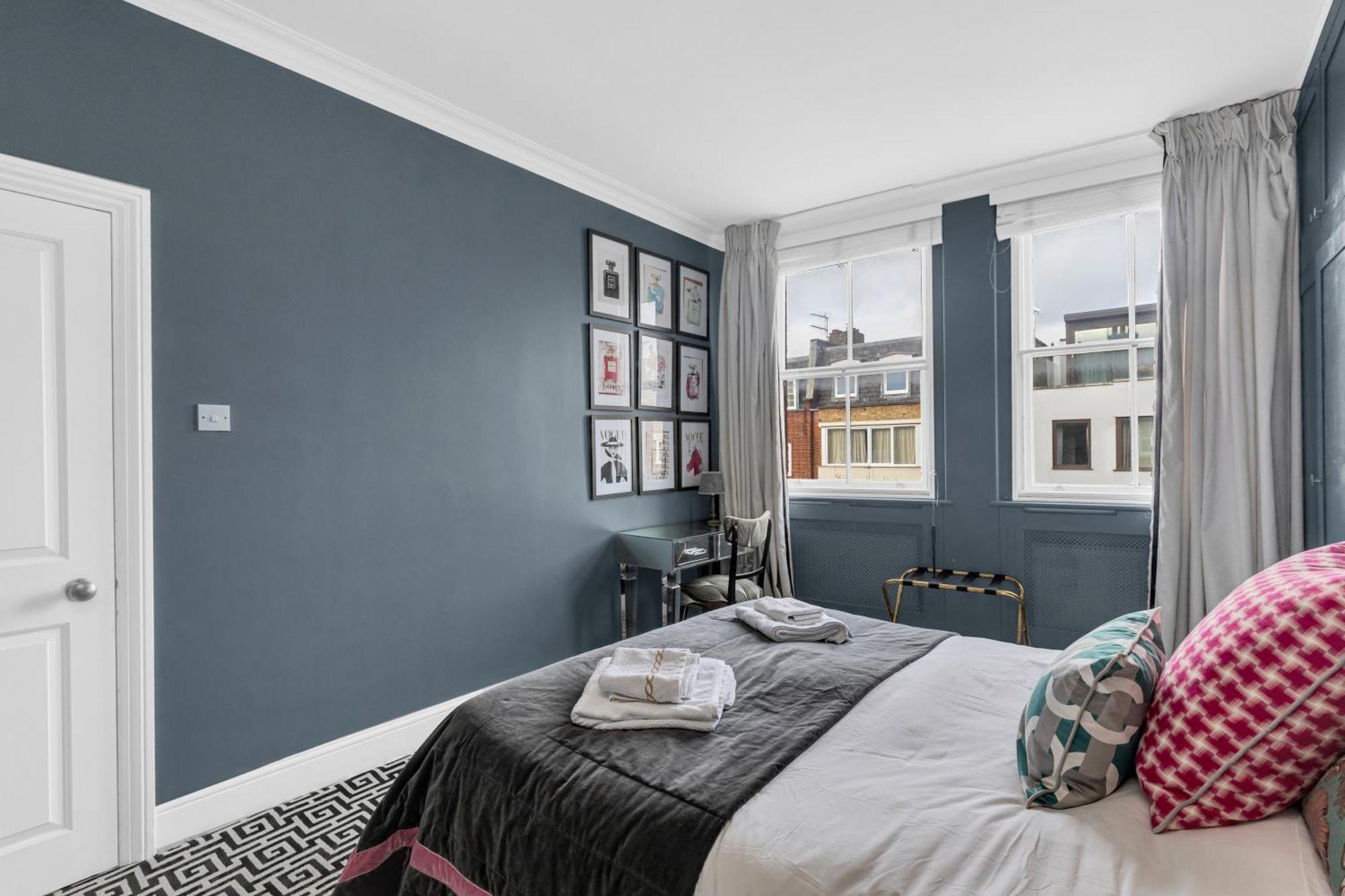 Chelsea Apartment *