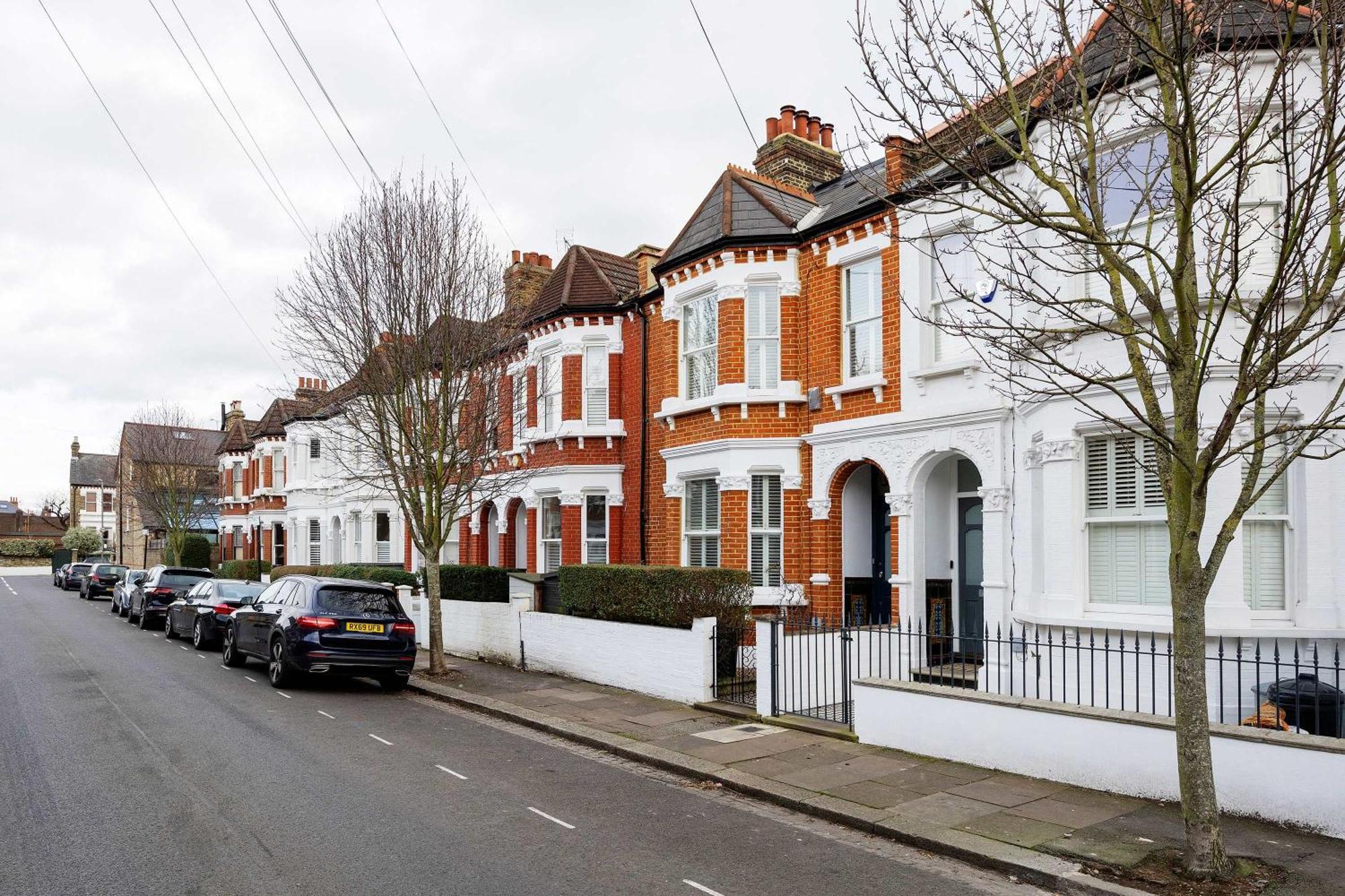 Veeve - Idyllic Elegance London