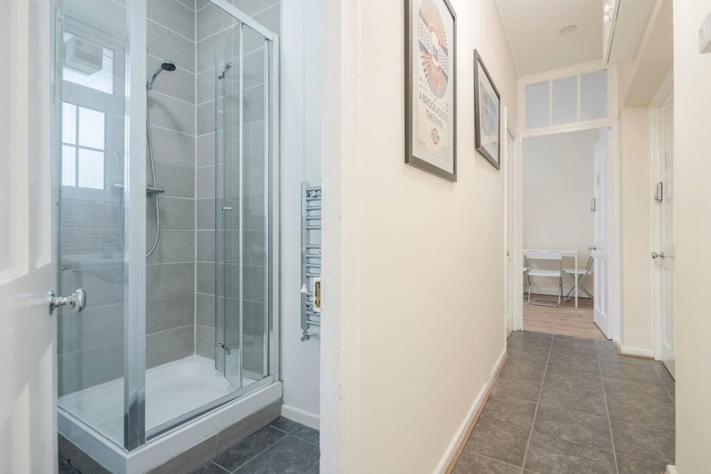 Aplacetostay Apartment, Zone 1 Cove Privat overnatting London