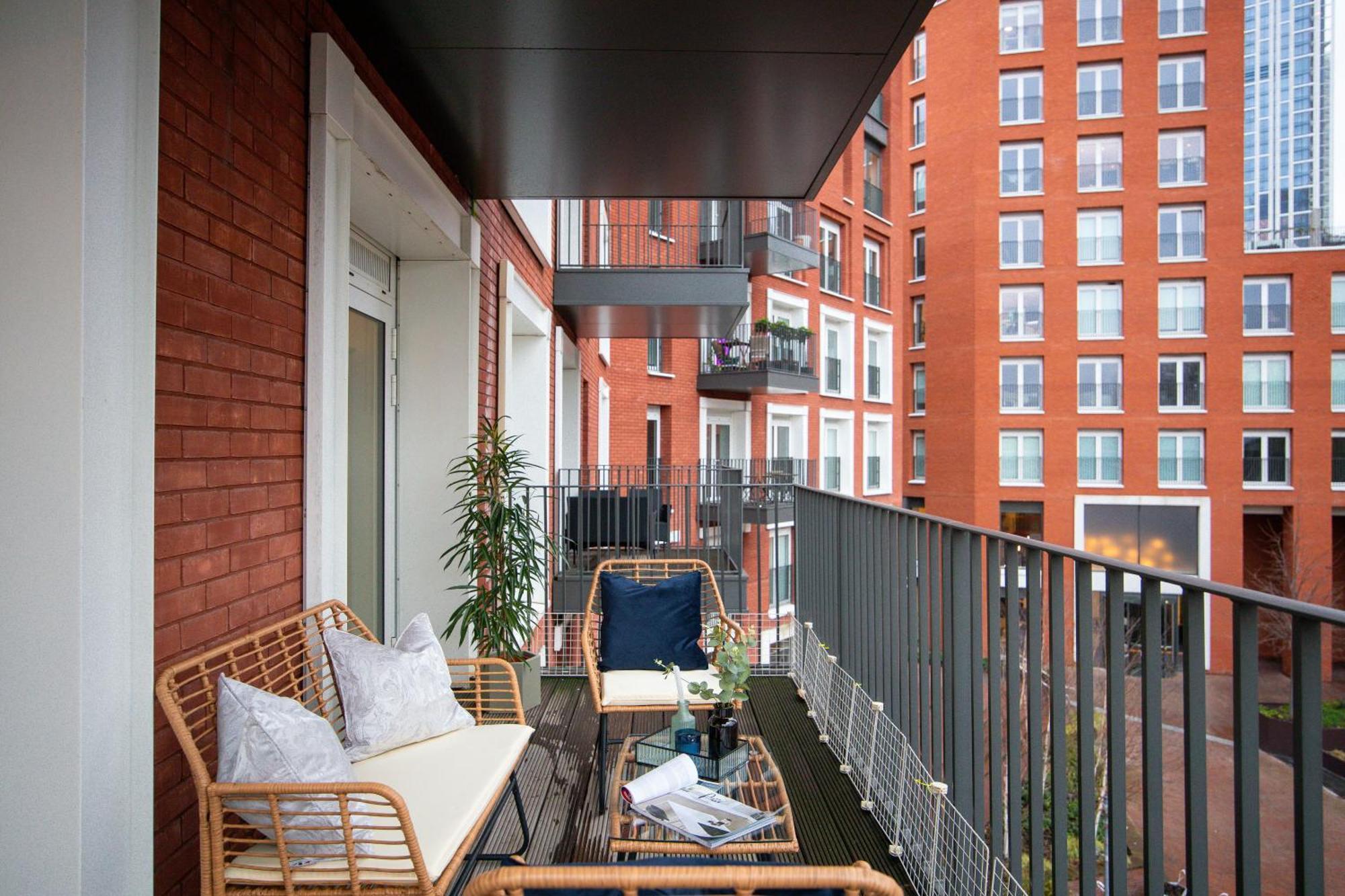 Luxury 2bed:prime Location, Min 2 Main Attractions Lägenhet