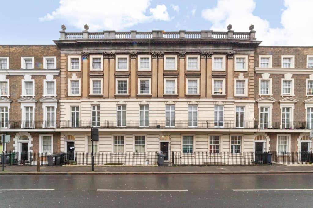 Lejlighed Spacious & 3-bed Flat By Popular Waterloo!