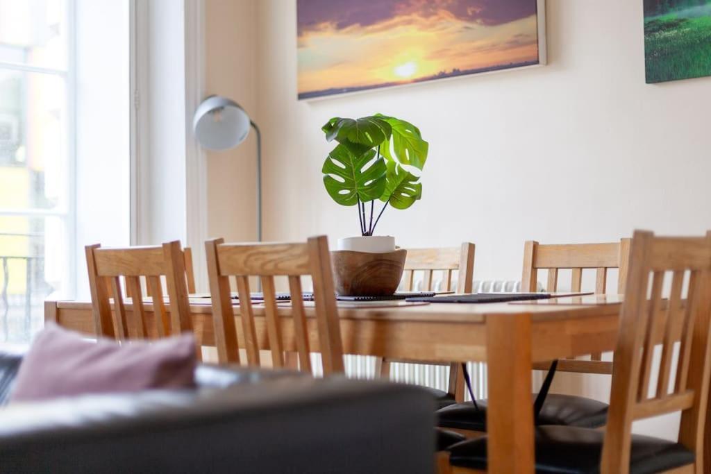 Lejlighed Spacious & 3-bed Flat By Popular Waterloo! London