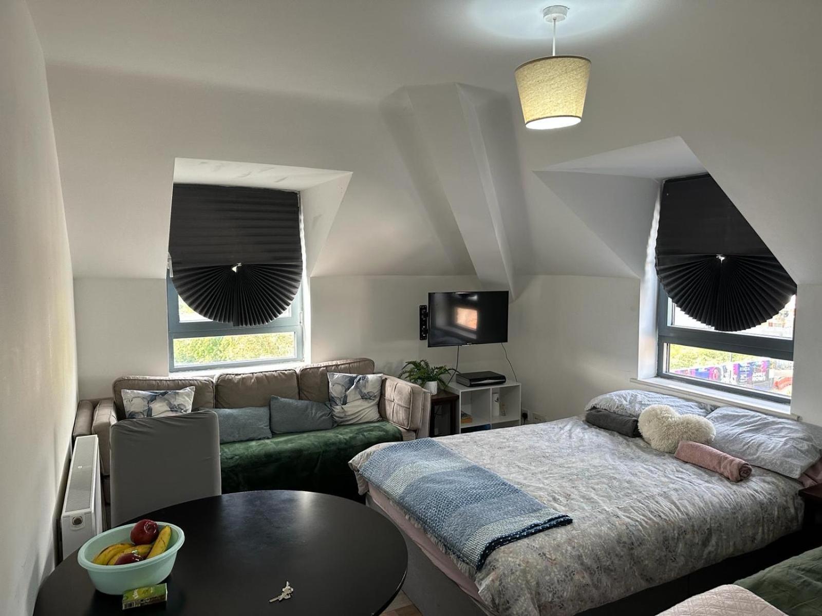 Charming 6-bed In Wembley Area Appartement *