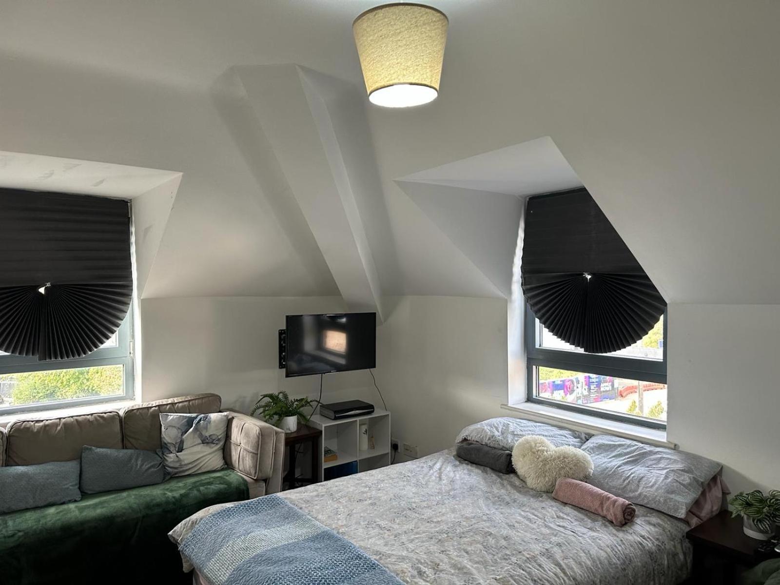 Charming 6-bed In Wembley Area Londen