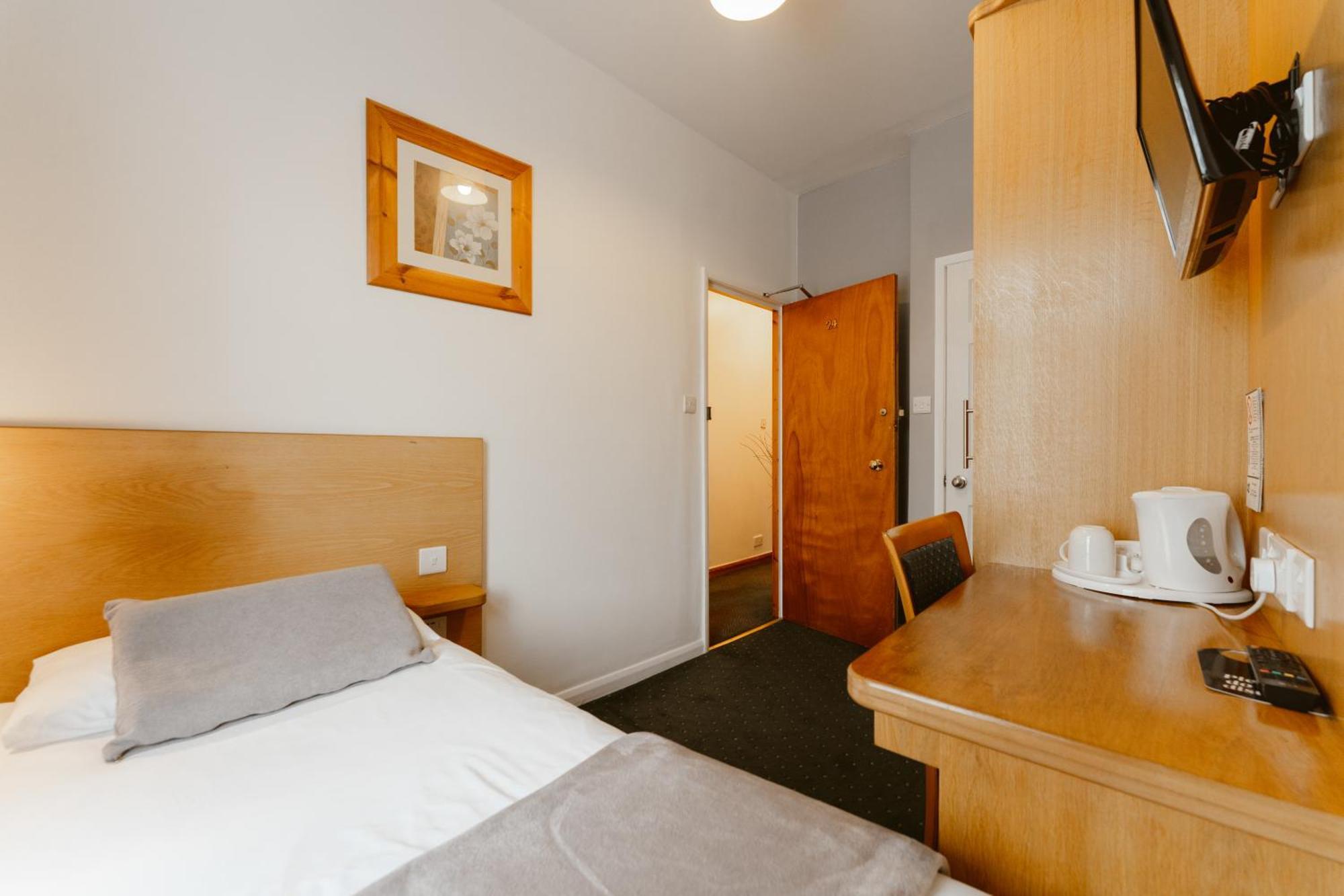 Star Hotel
