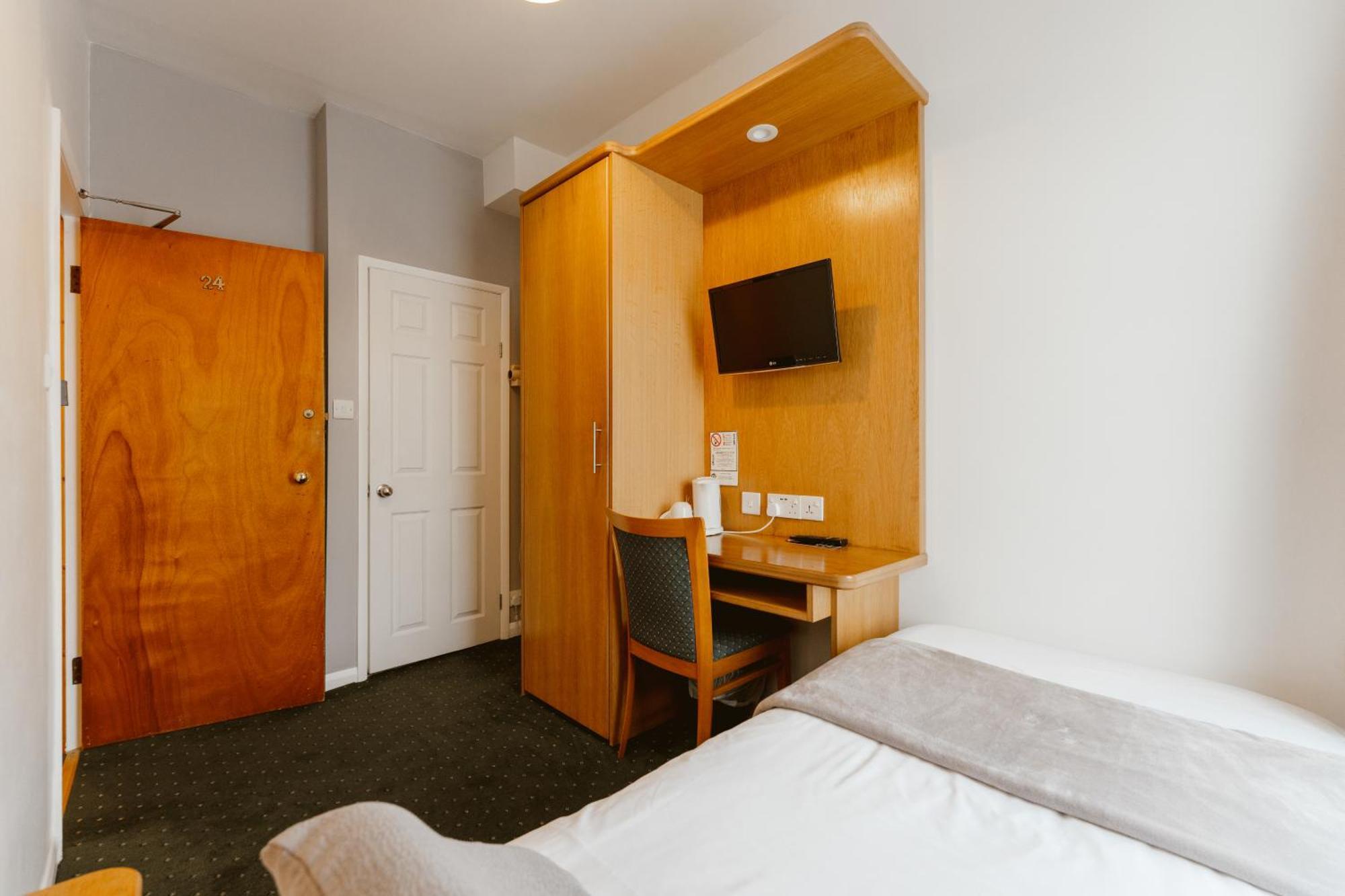 Star Hotel 3*