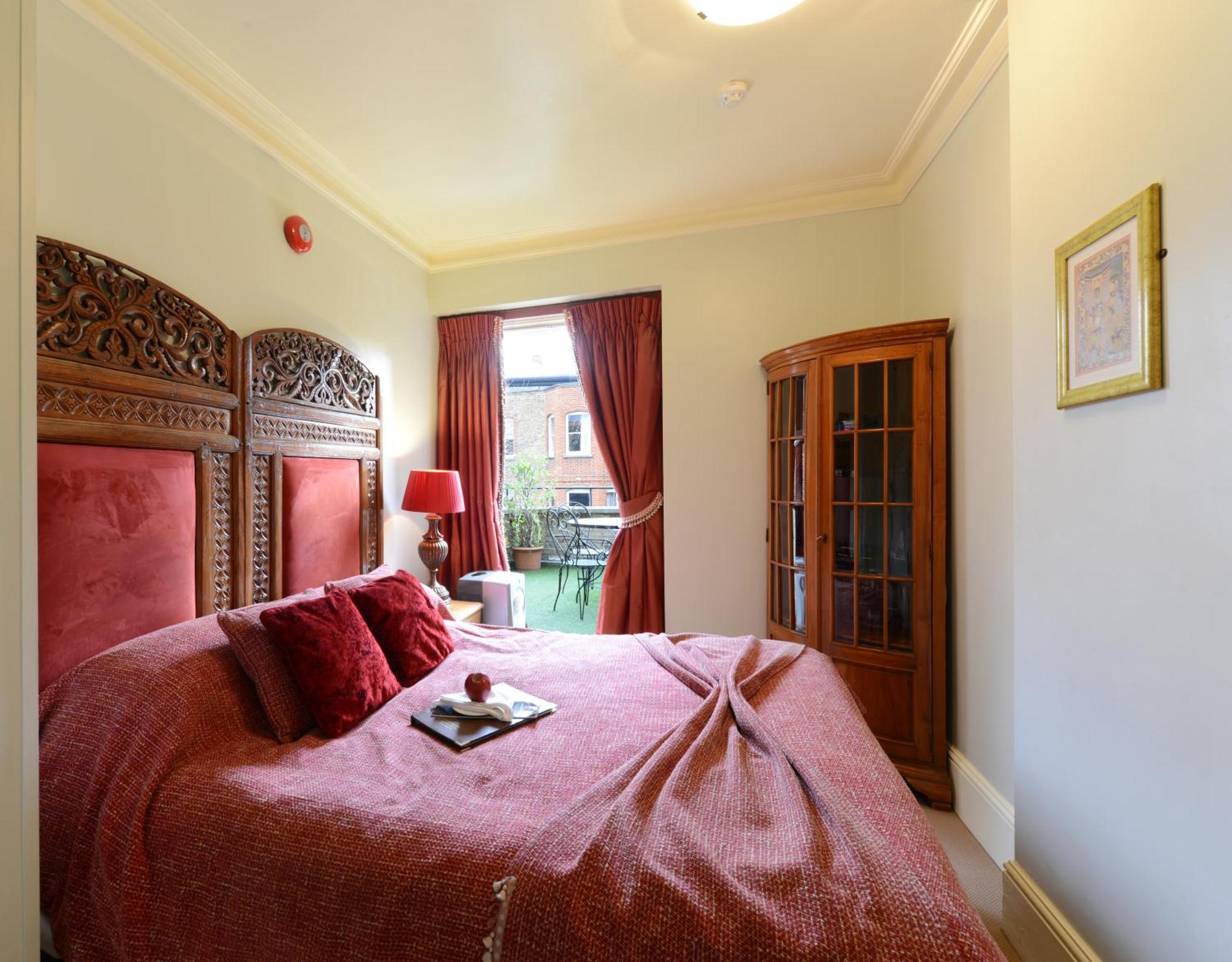 Hotel Twenty Nevern Square 4*