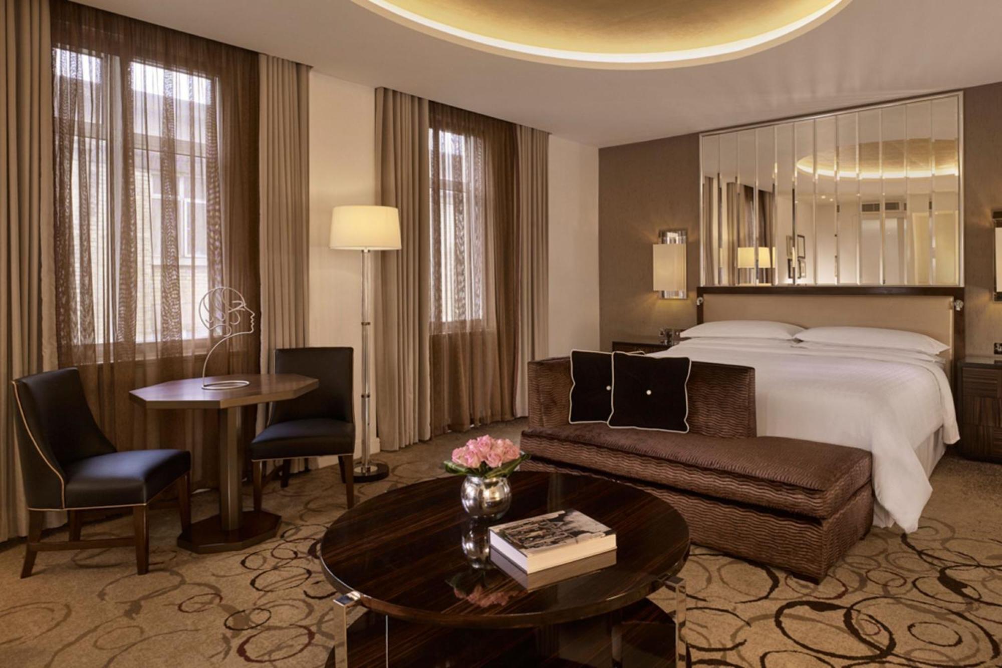 Hotell Sheraton Grand Park Lane 5*