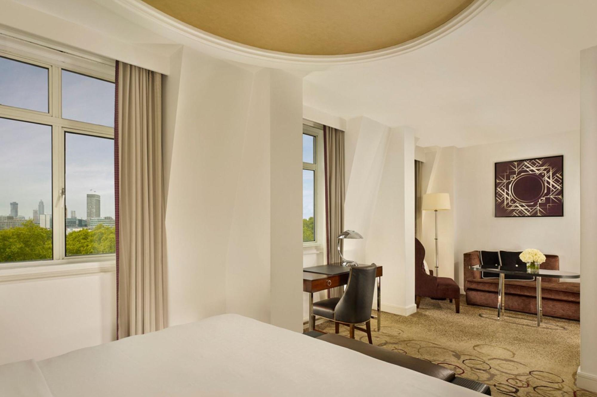 Sheraton Grand Park Lane Hotell 5*