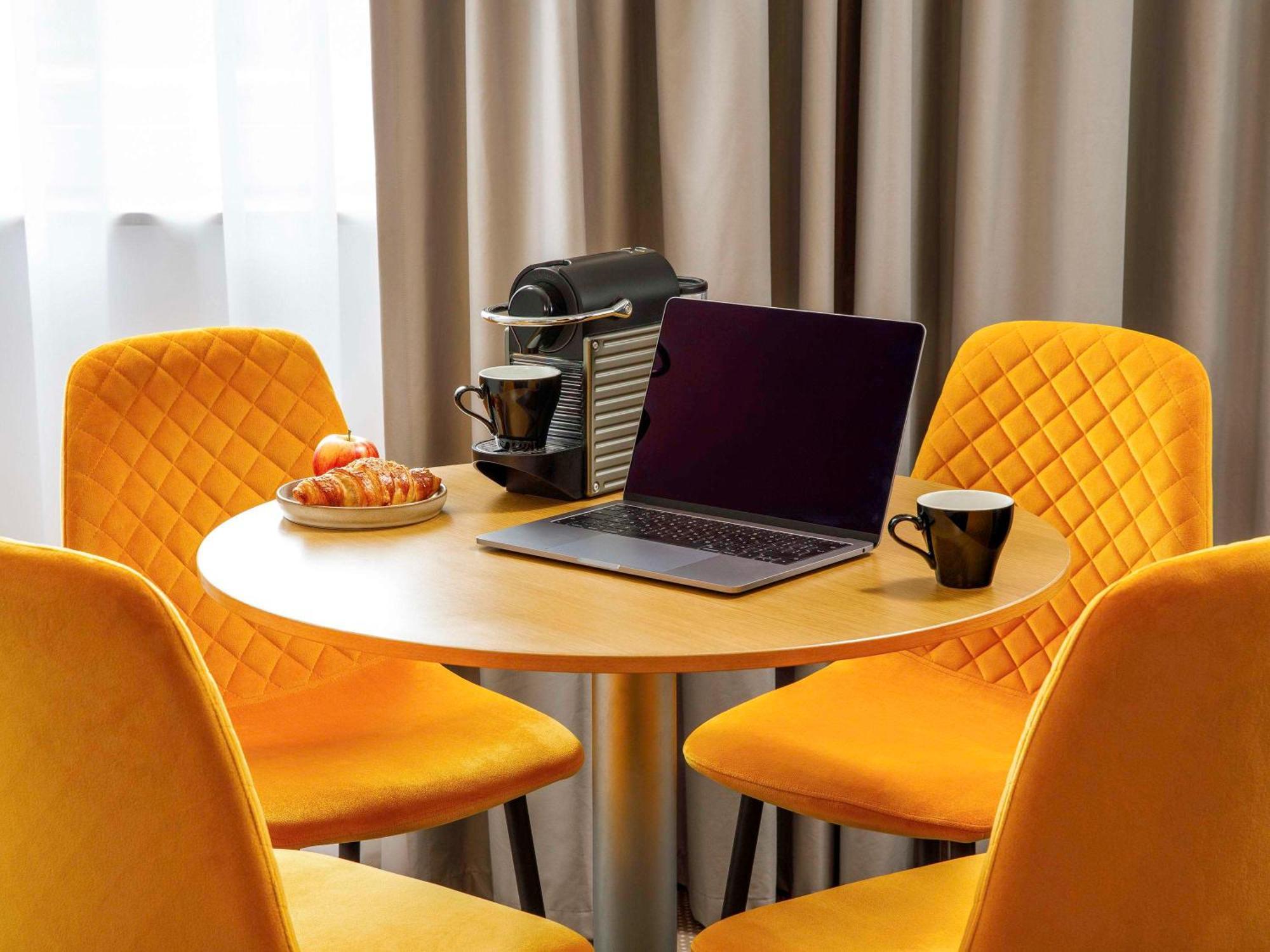 Novotel Greenwich 4* London