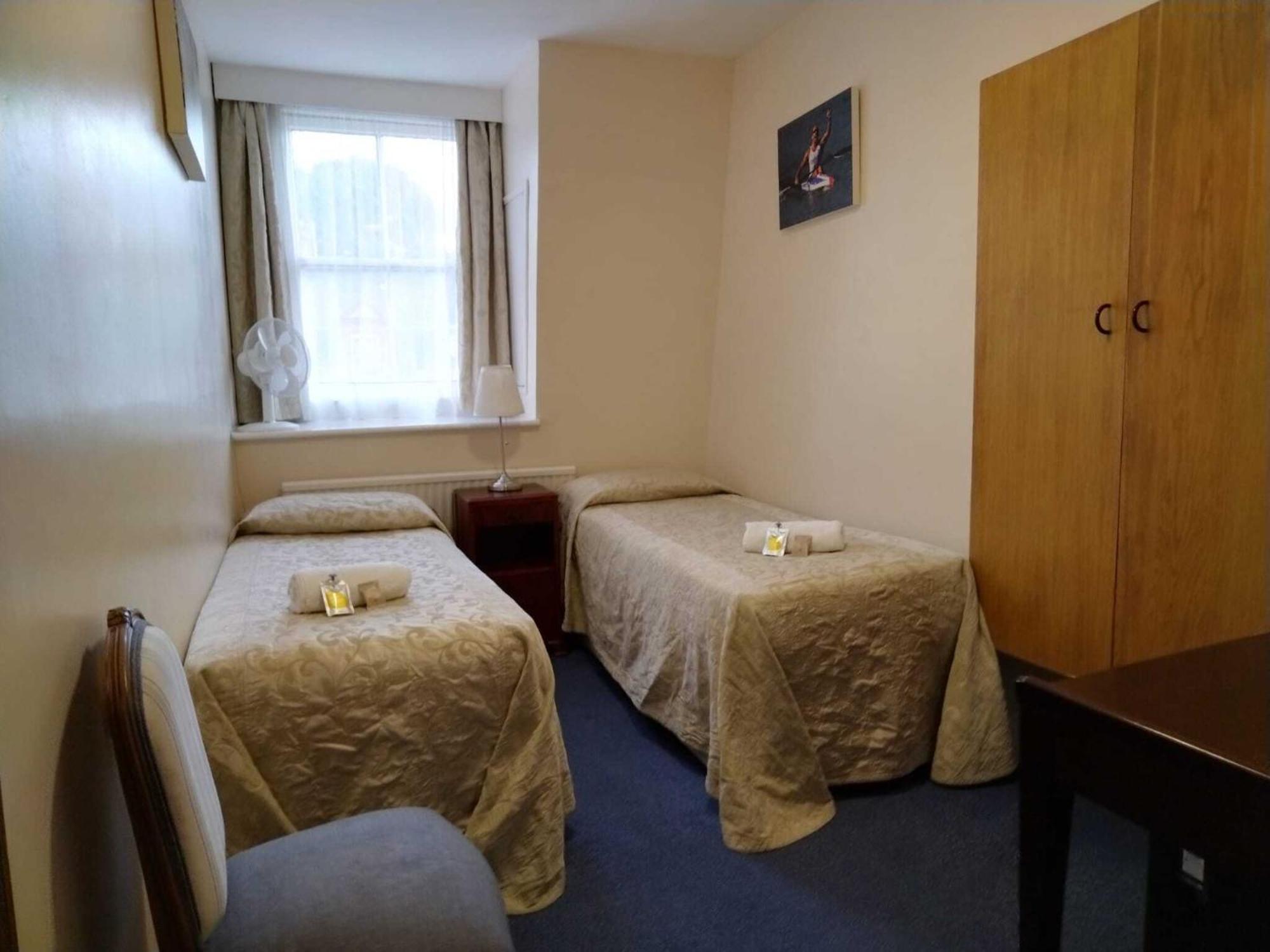 St Simeon 2* London