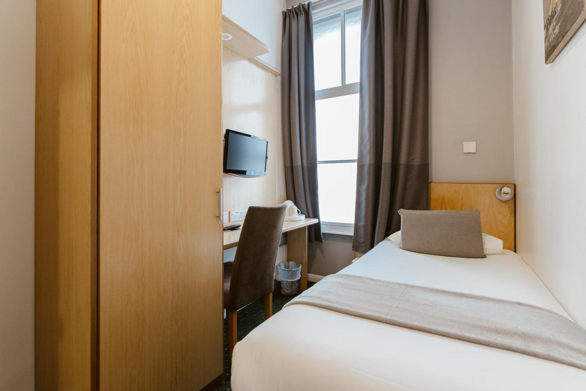 Star Hotel Hotel