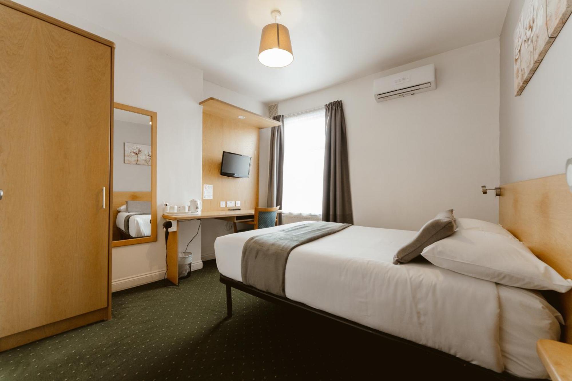 Star Hotel 3*