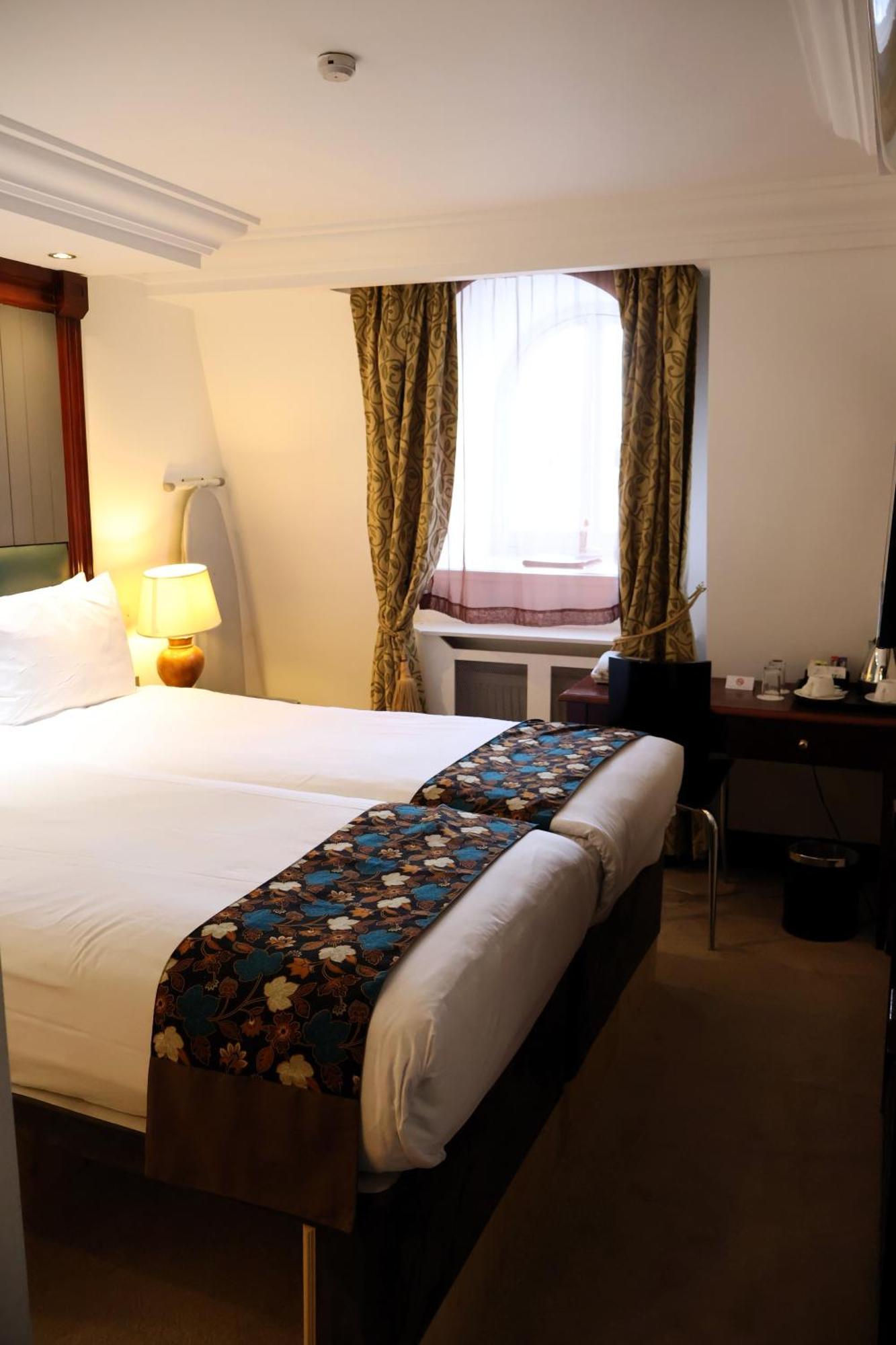 Dreamtel Kensington Hotell