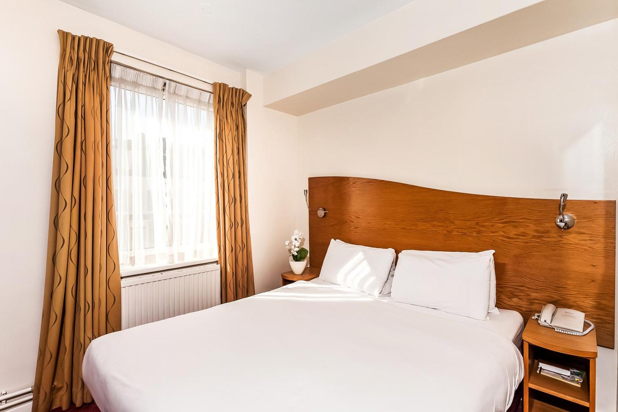 Ambassadors Hotell London