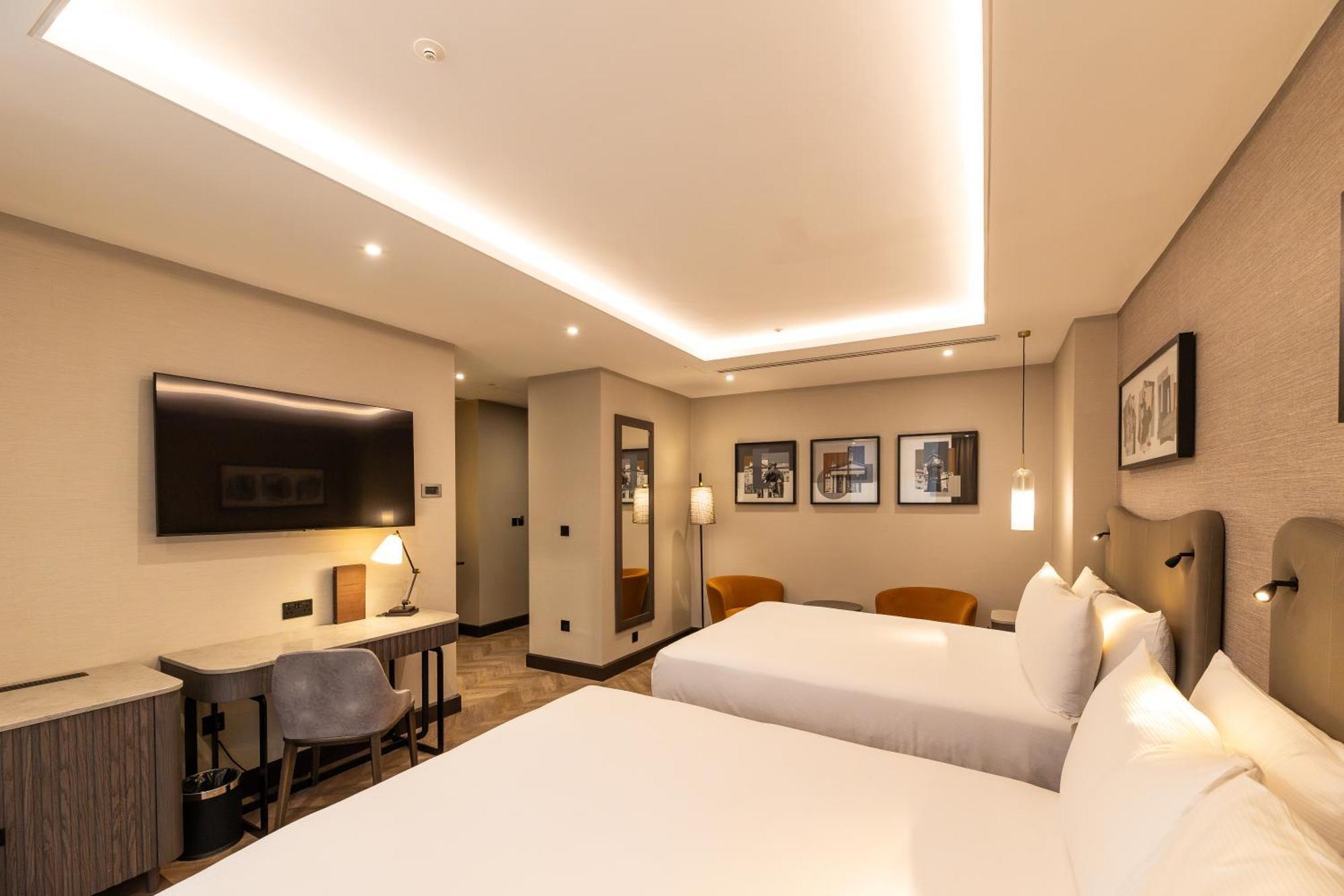 Hotell Doubletree By Hilton Victoria