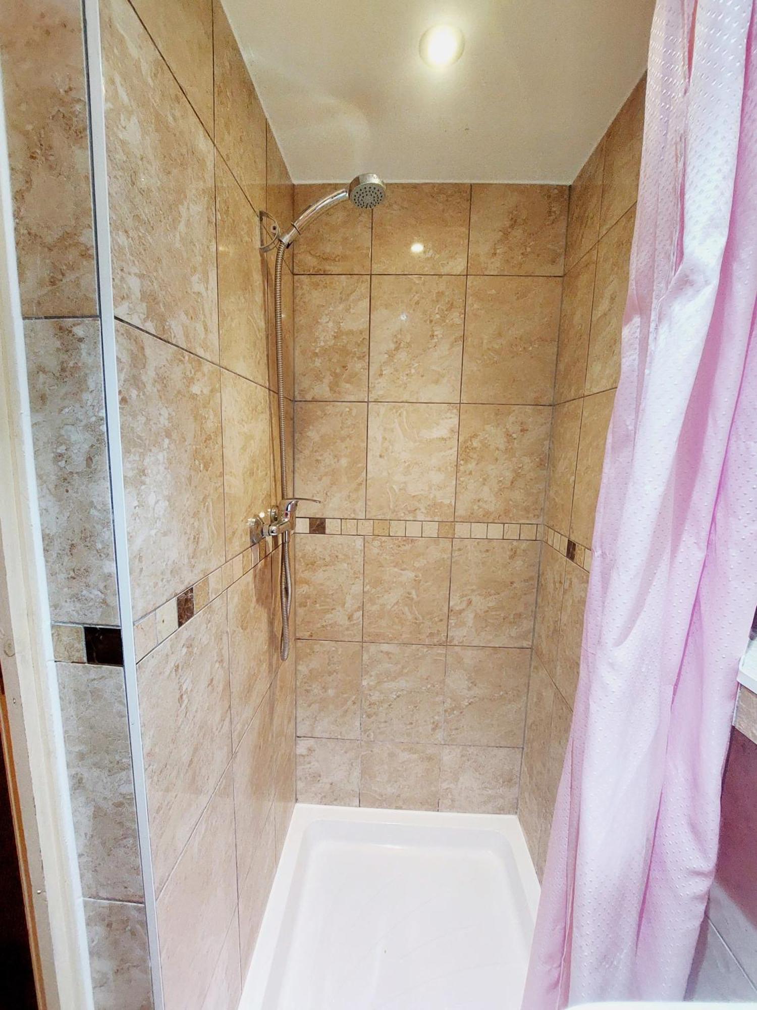 Guest house Carlton London