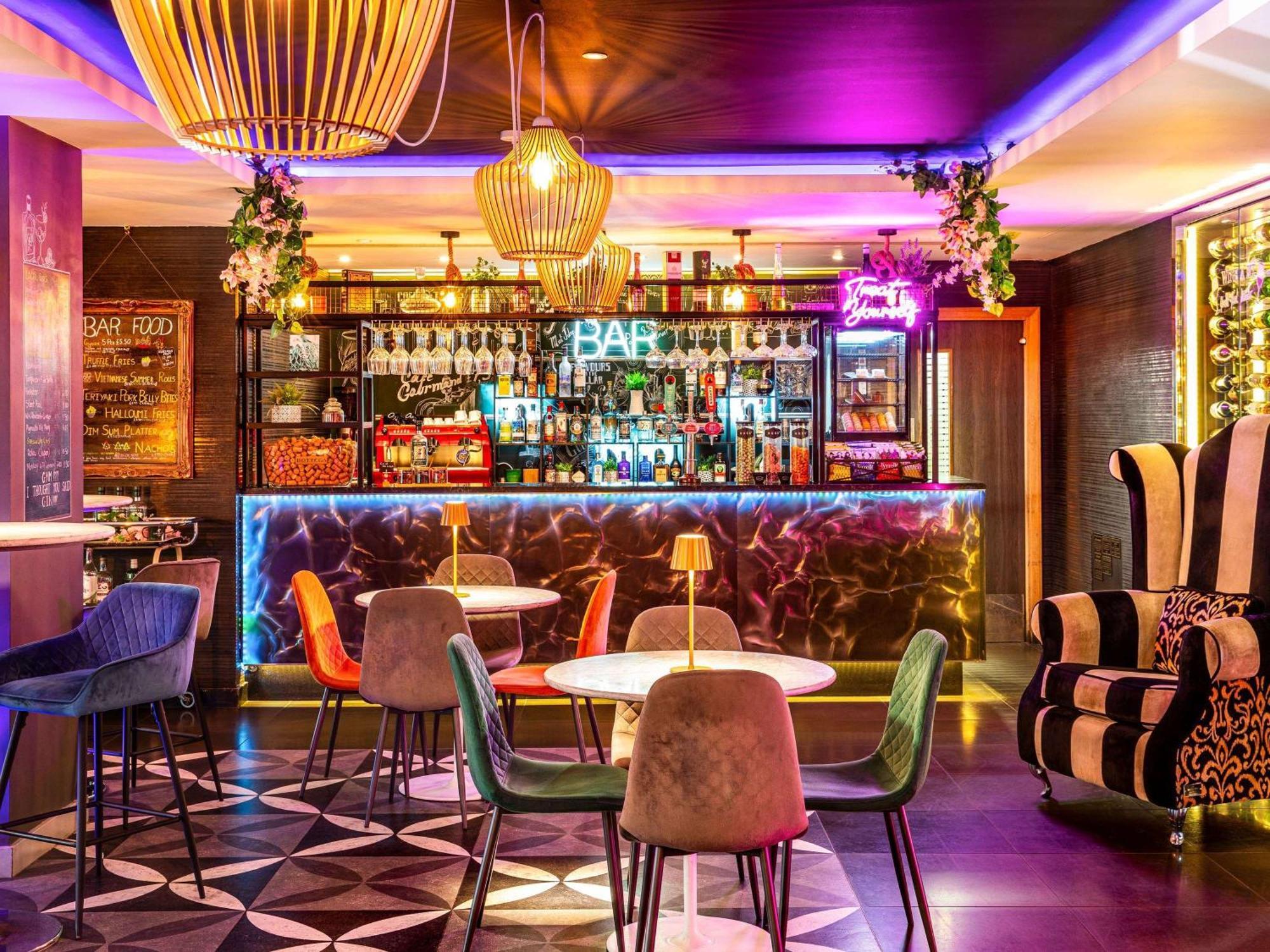 Hotell Mercure Bridge 4*