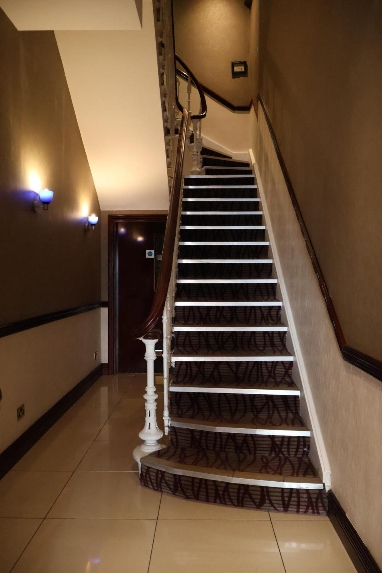 Hotell Dreamtel Kensington 3*