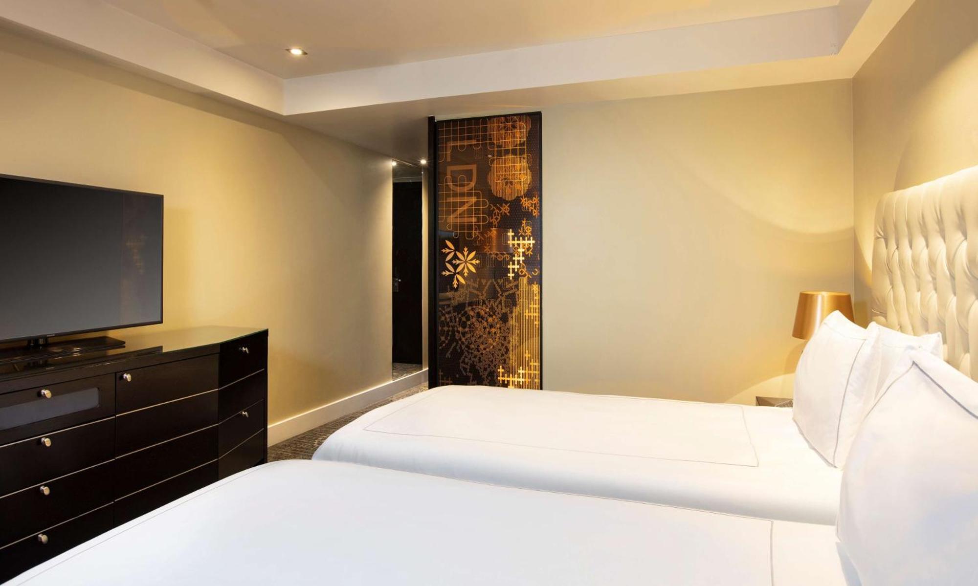 Hotell Park Plaza Riverbank 4*