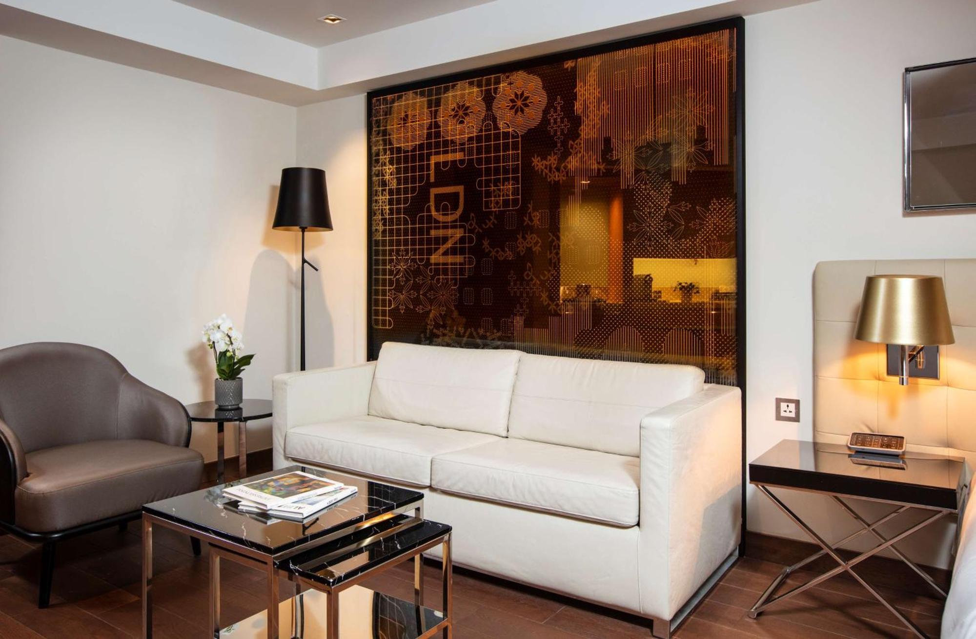 Park Plaza Riverbank Hotell