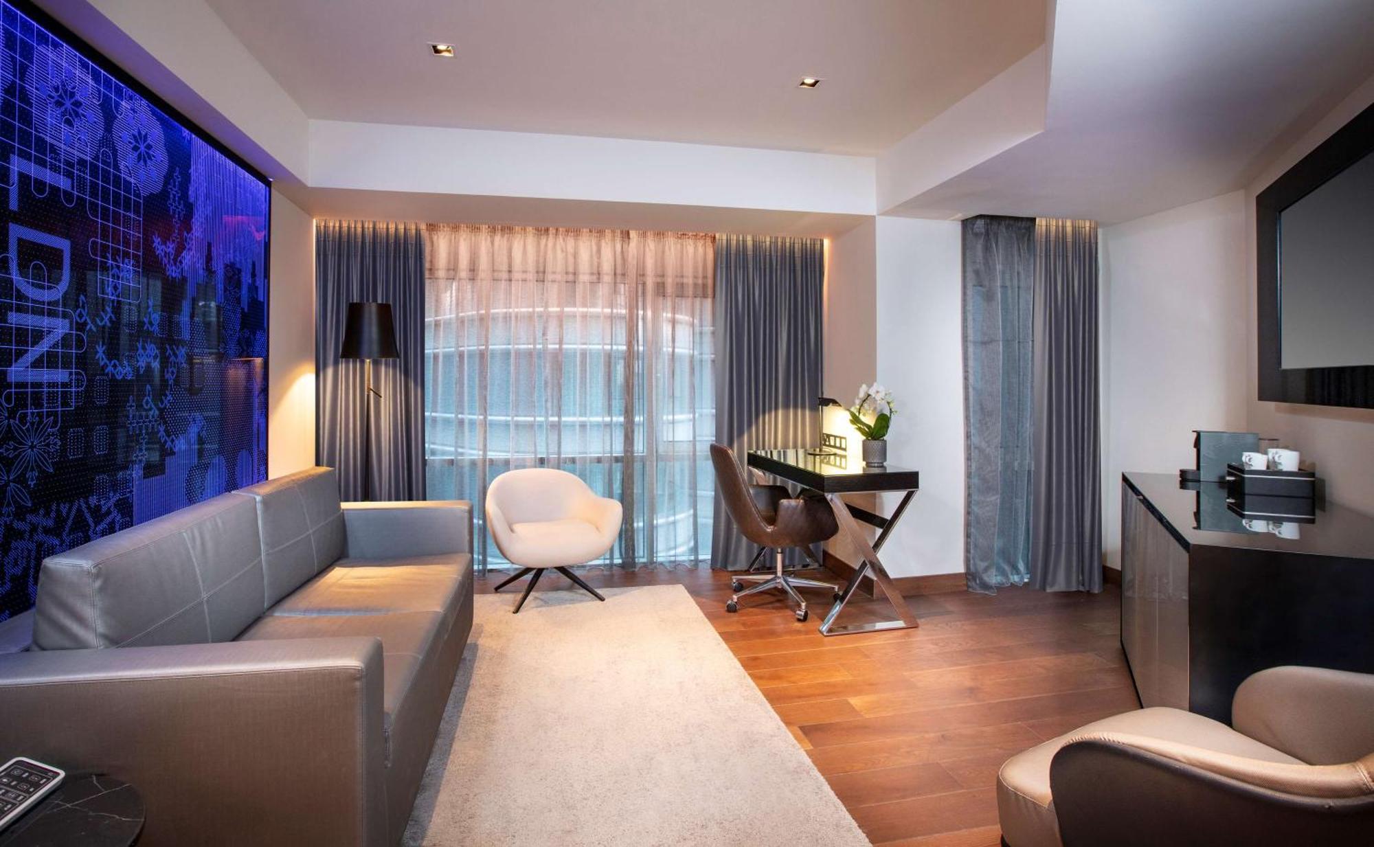 Hotell Park Plaza Riverbank London