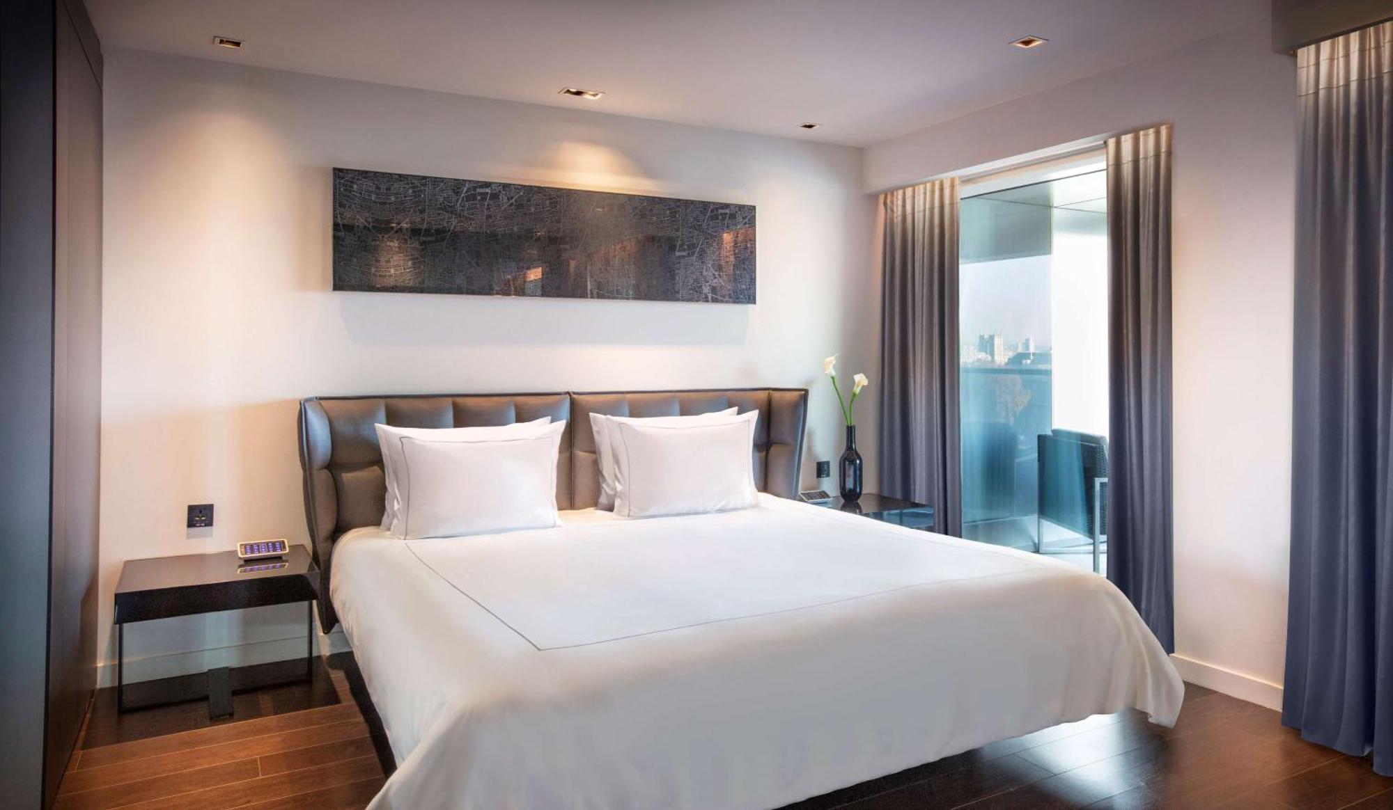 Hotell Park Plaza Riverbank 4*