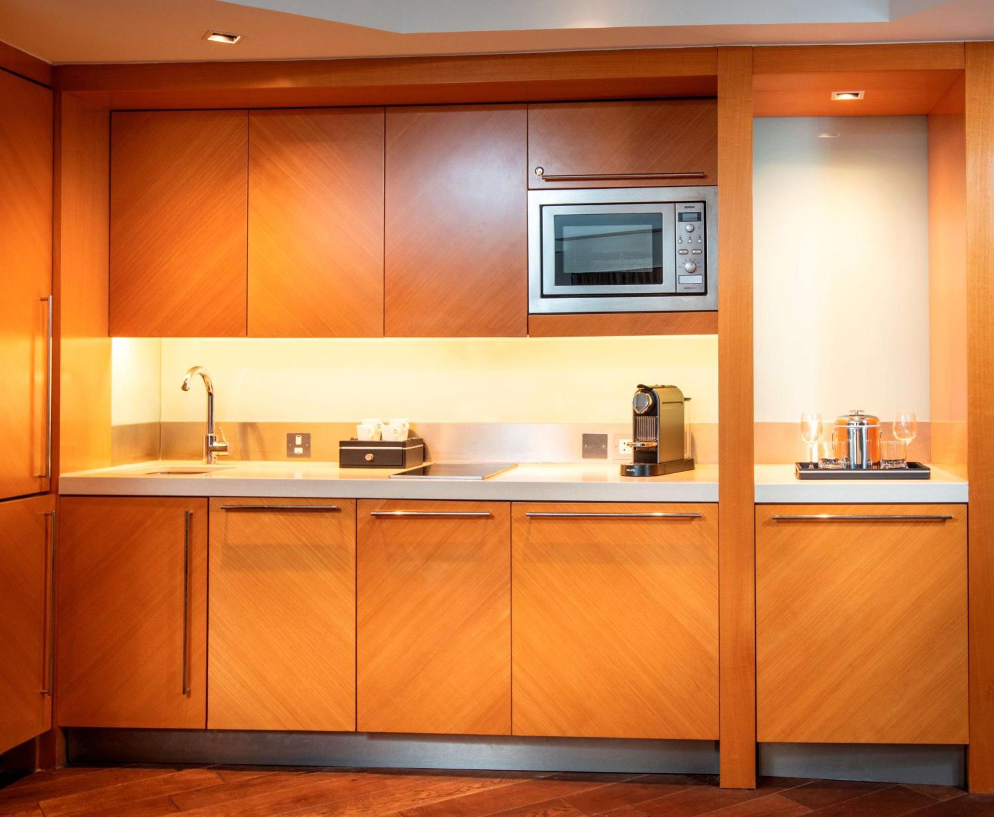 Hotell Park Plaza Riverbank 4*