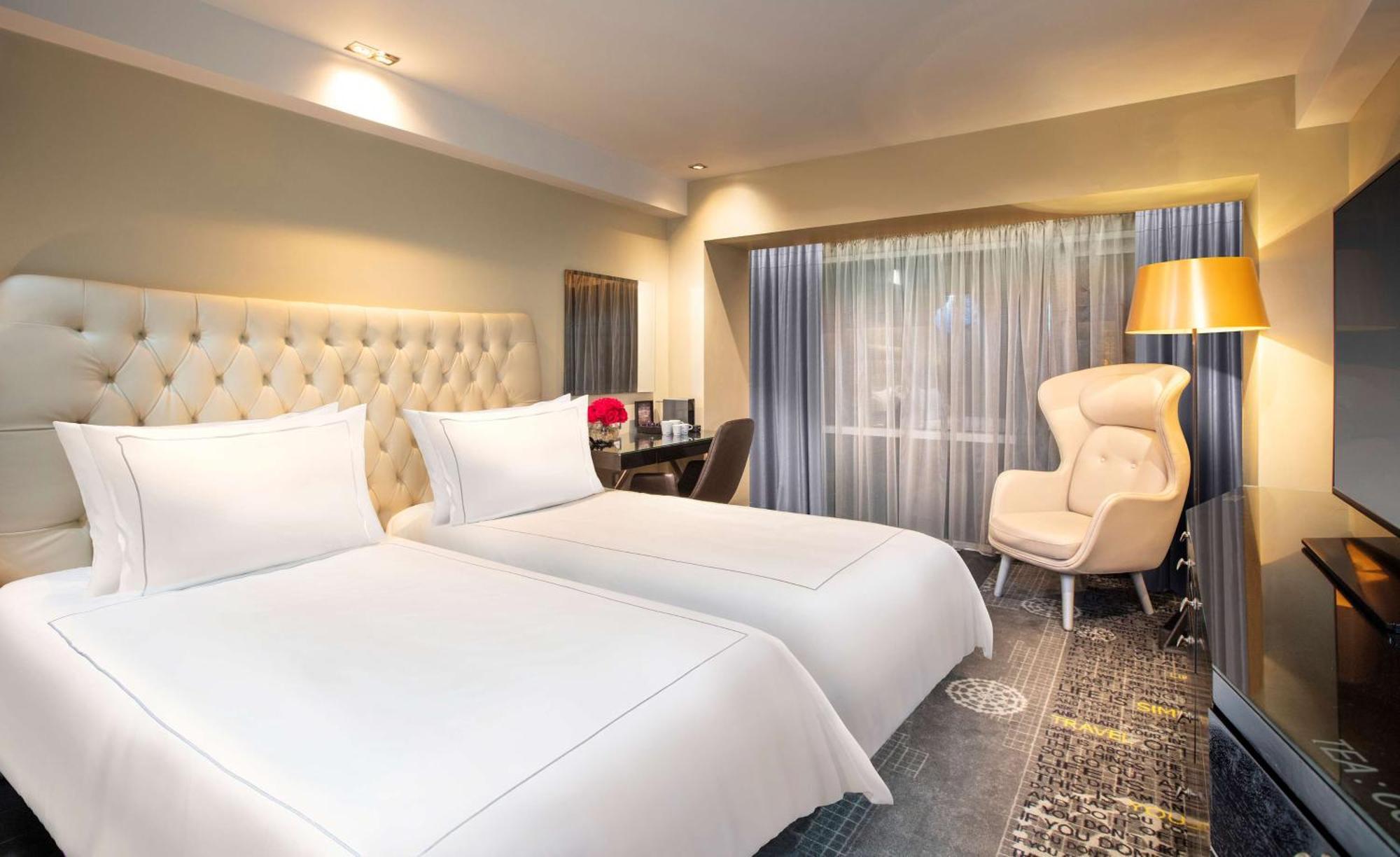 Hotell Park Plaza Riverbank 4*