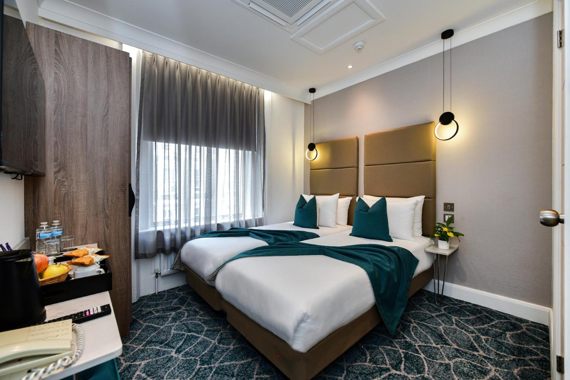 Hotell Queens Park London