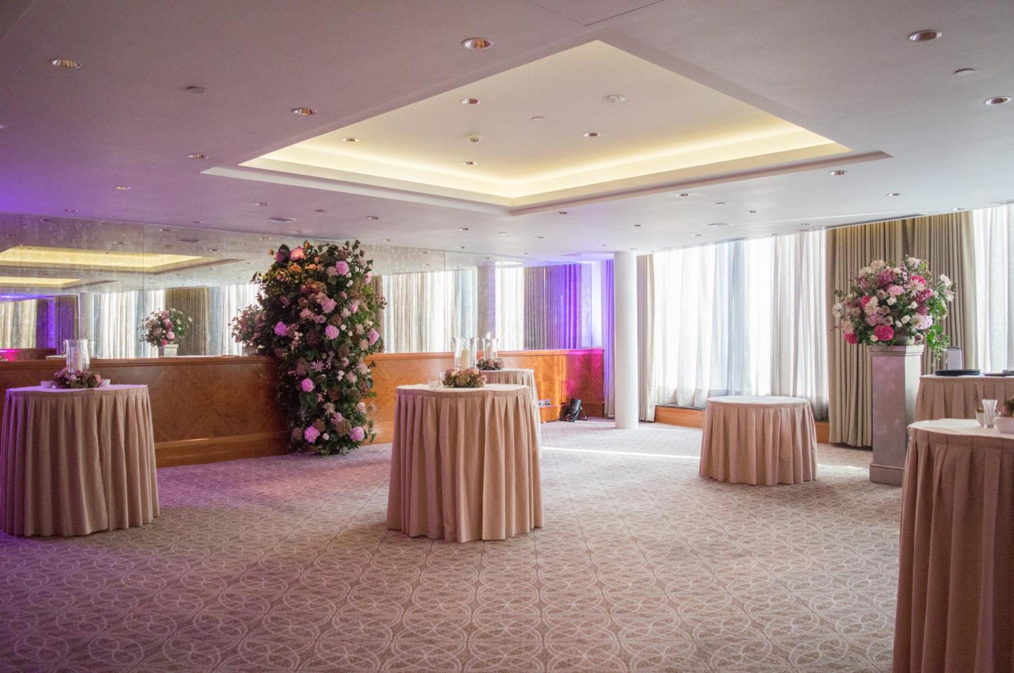 Royal Garden Hotell 5*