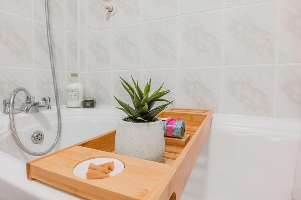 Appartement 2 Bed Chic Vintage Flat At Bayswater Londres