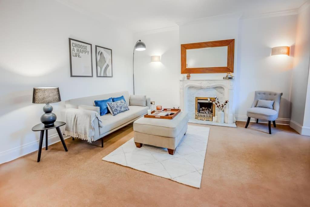 2 Bed Chic Vintage Flat At Bayswater Appartement Londres